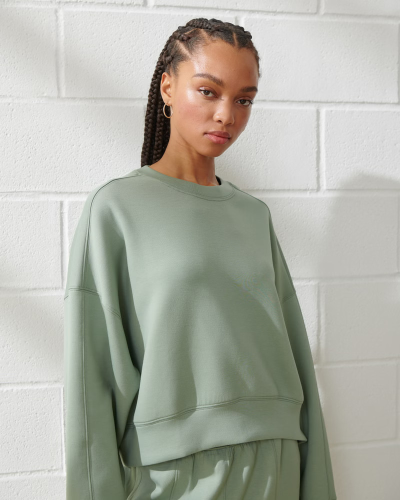 YPB neoKNIT Oversized Crew | Abercrombie & Fitch (US)