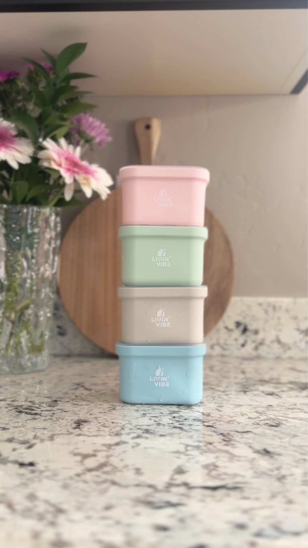 Because who has time to cook every day? ❄️This freezer tray is a total game-changer for busy moms. Prep, portion, and store meals ahead of time—breakfasts, lunches, or dinners—so everything’s ready when life gets chaotic. 

#MomHacks #MealPrepMadeEasy #FreezerOrganization #HealthyEating #BusyMomLife

#LTKHome #LTKMothersDay #LTKmomlife