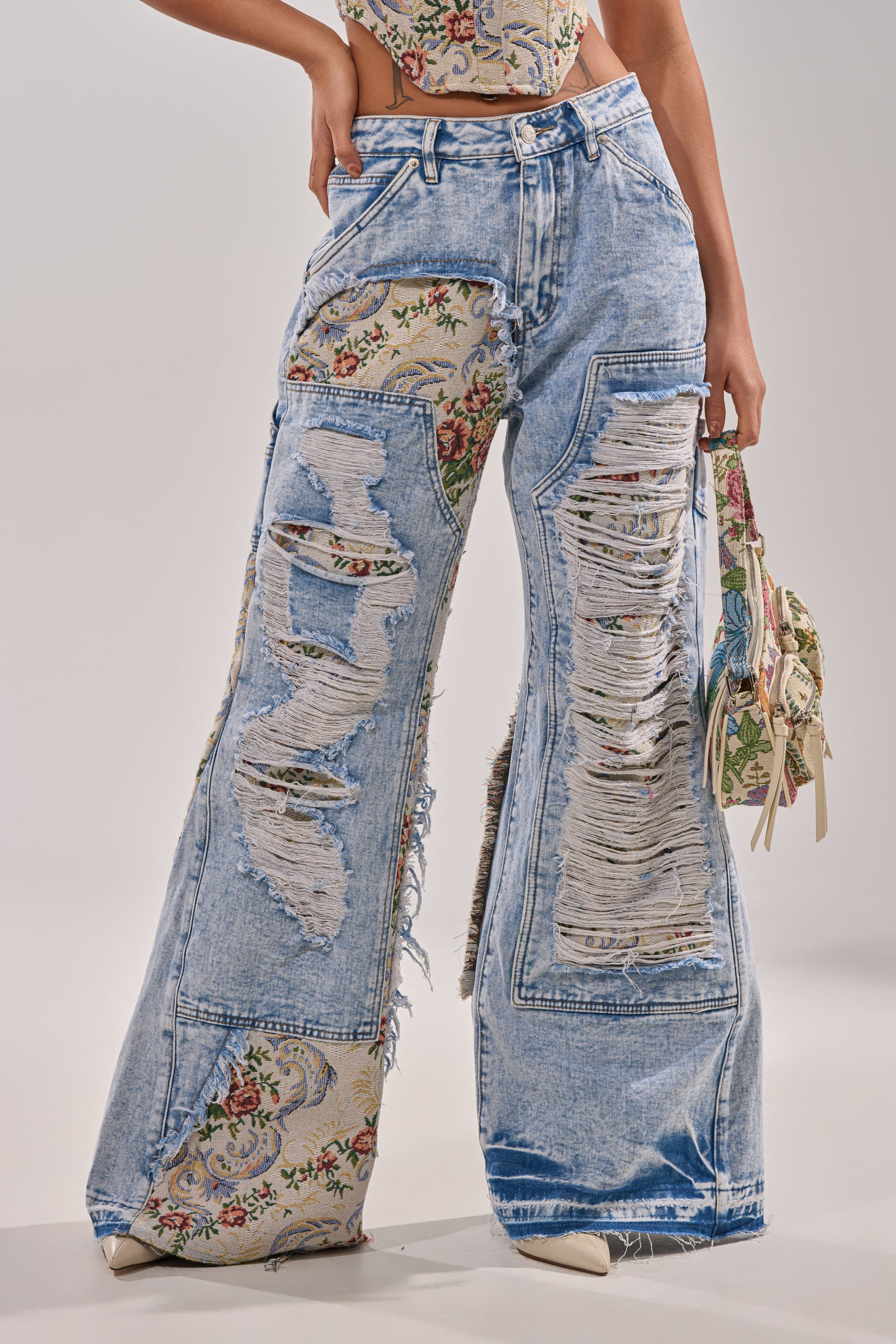 LANA DISTRESSED JEANS WITH JACQUARD DETAIL | AKIRA
