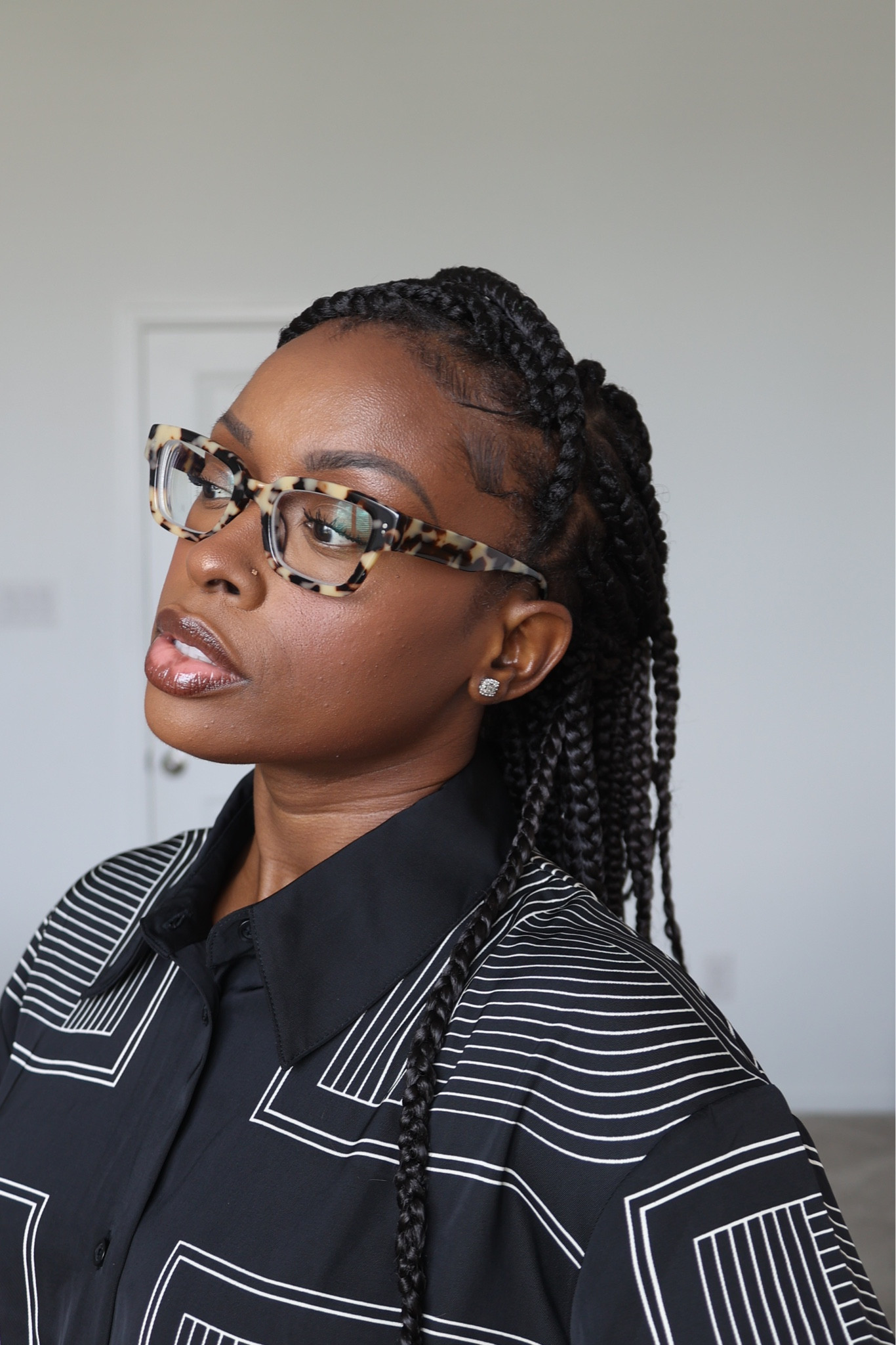 Cool frames and cool button ups to elevate your style 😍

#LTKFallSale #LTKStyleTip #LTKSeasonal