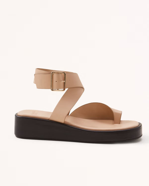 Women's Toe Strap Chunky Sandals | Women's New Arrivals | Abercrombie.com | Abercrombie & Fitch (US)