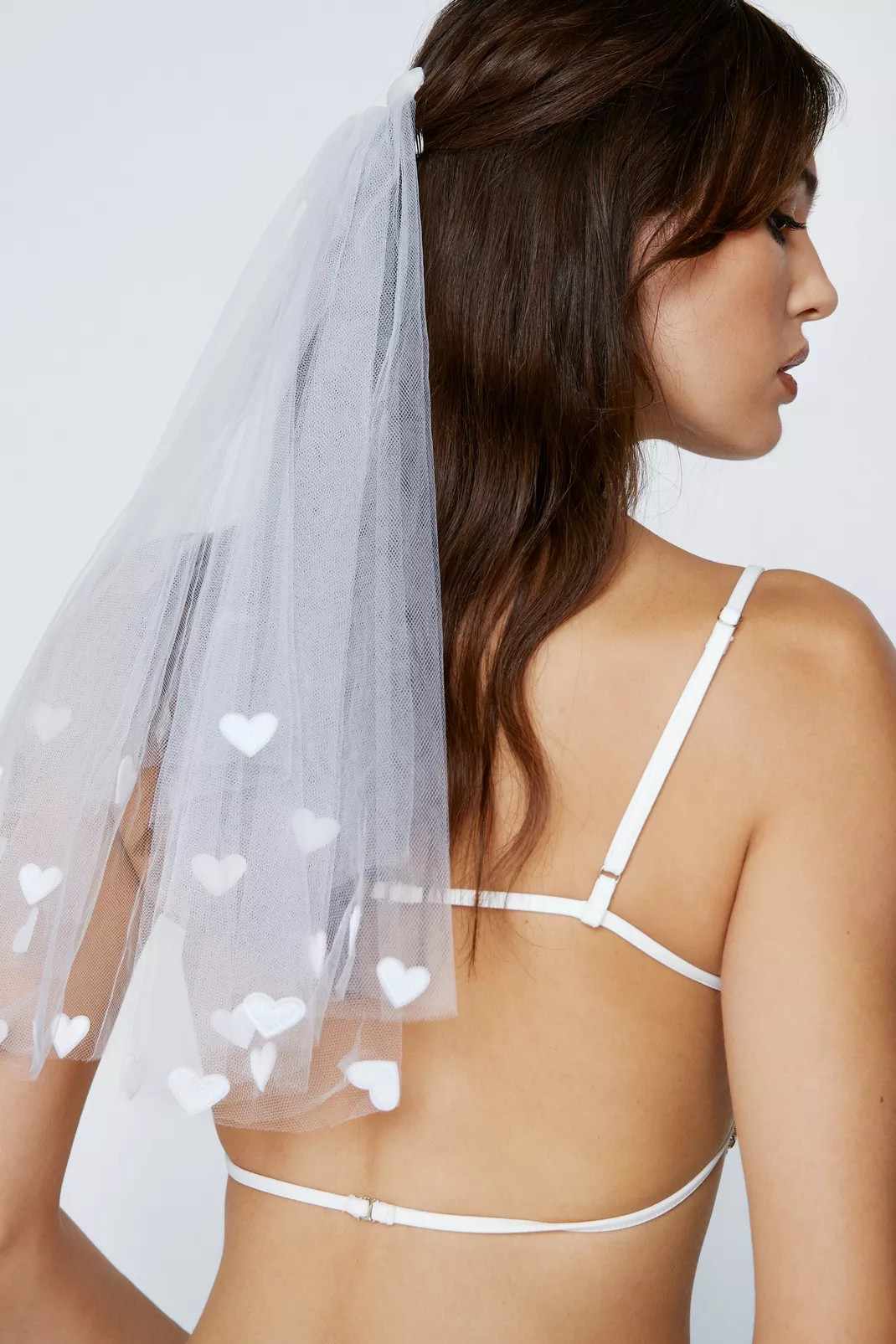 Heart Detail Mesh Veil | Nasty Gal (US)