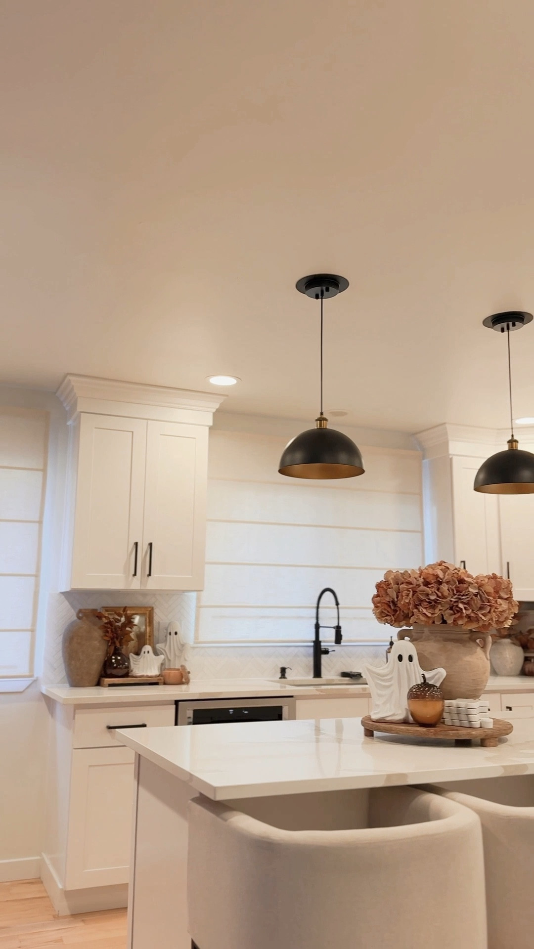 Kitchen refresh with these beautiful Roman Shades from Twopages ✨

#LTKHome