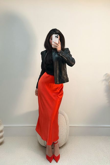 Black and vibrant orange! 
Loving this outfit idea 🔥

#LTKeurope #LTKbeauty #LTKSeasonal