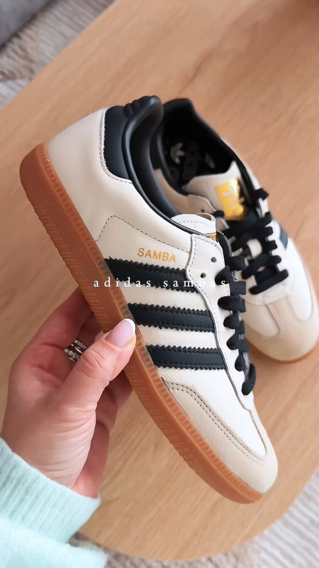 Adidas samba 🖤

#LTKFindsUnder100 #LTKootd #LTKmomlife