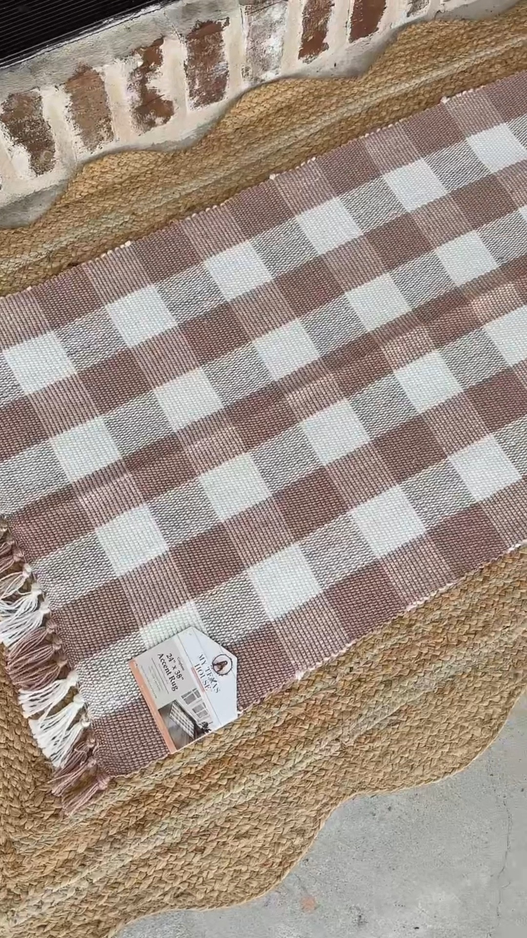 You're gonna want to add this to cart!! The perfect layering rug for your front porch!
#spring #ValentinesDay #gingham #mytexashouse #walmart @Walmart @Mytexashouse

#LTKSeasonal #LTKootd #LTKHome