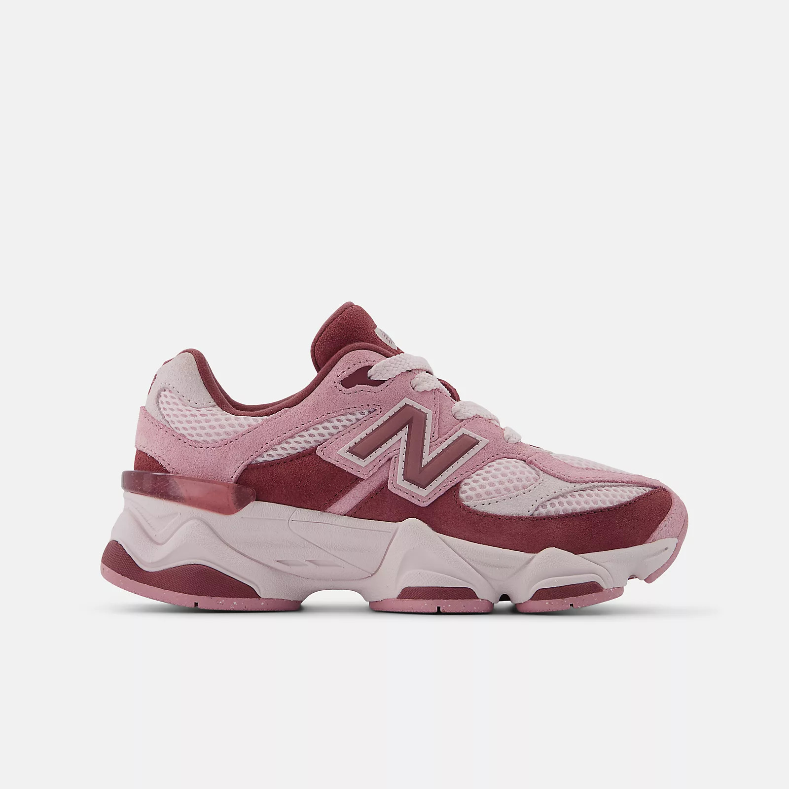 9060 Lace | New Balance Athletics, Inc.