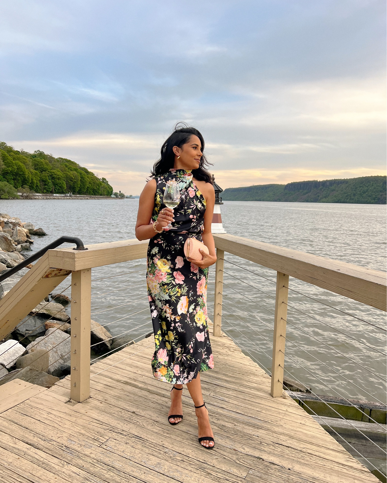 Wedding season is among us… here’s a cocktail wedding guest dress option! 

#LTKwedding #LTKstyletip #LTKsalealert