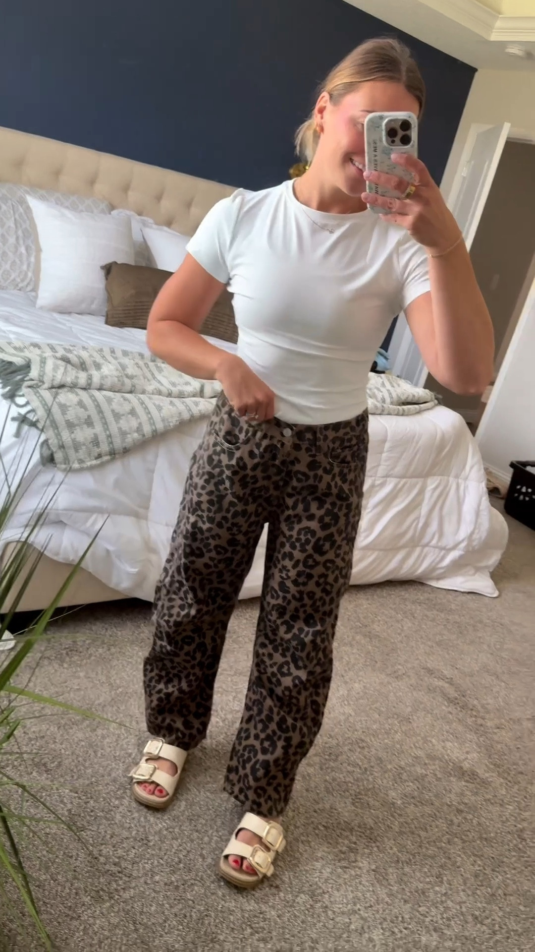 Amazon haul. Fall transition outfit. End of summer outfit. Fall outfit. 