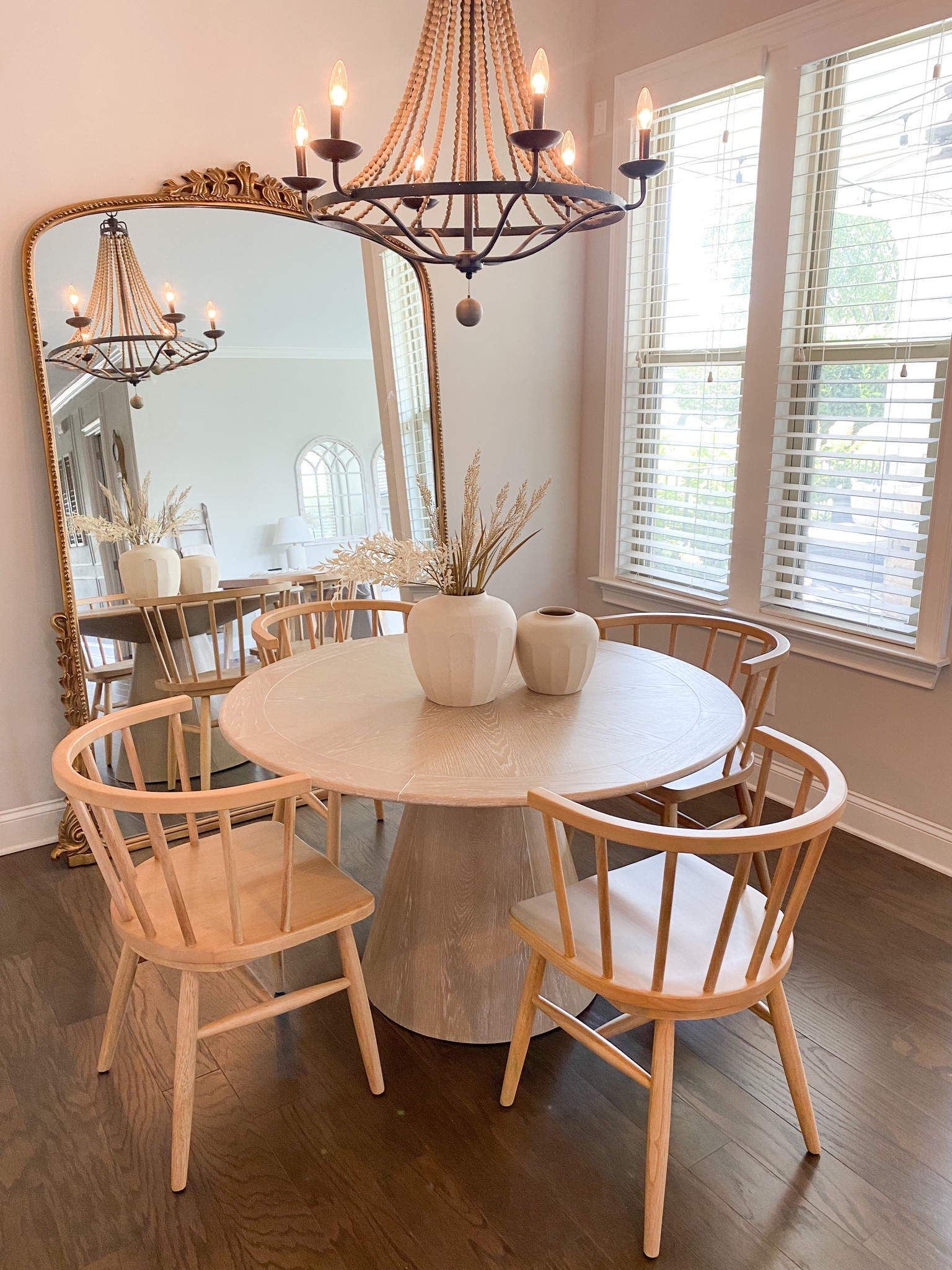 Breakfast nook ✨ 

#LTKhome #LTKstyletip #LTKSale