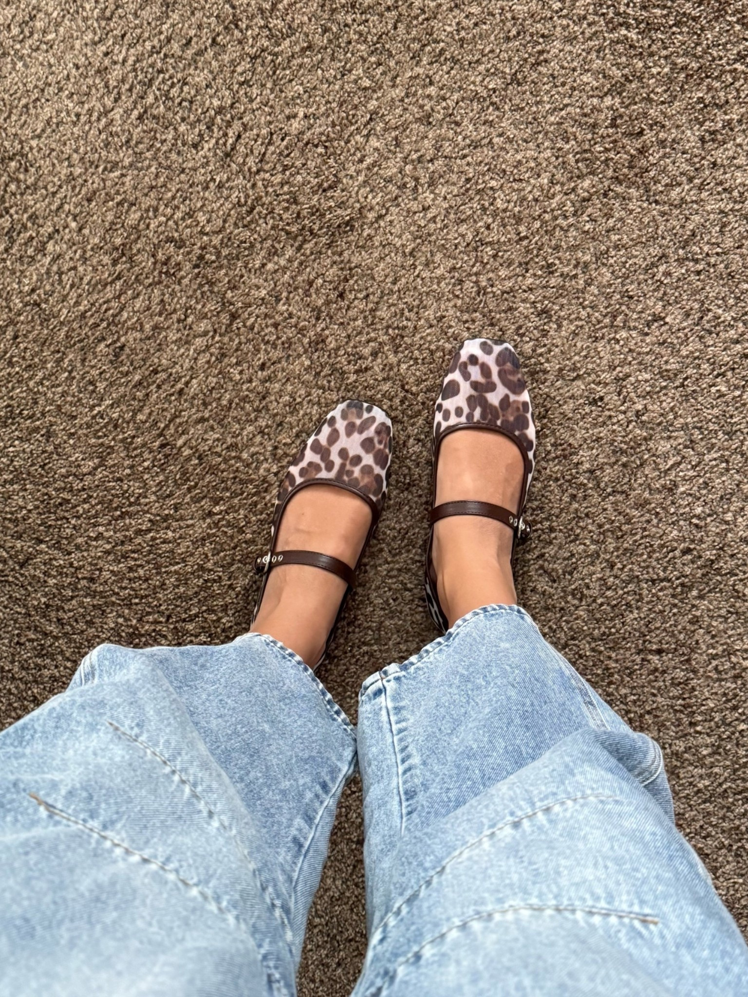 Leopard print mesh flats
Brown leather strap
Runs slightly large; if in-between sizes, size down.

#LTKootd