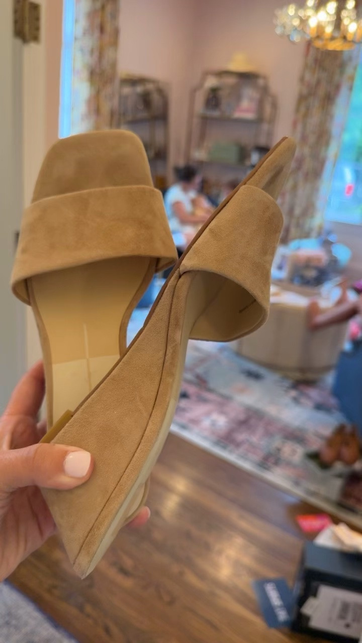 SALE ALERT….Was $135, Now $69.93 with code EXTRA30….literally the most comfortable shoe!! They just disappear when on and dress them up and down. I wear my true size 8.

#LTKdayinmylife #LTKstorytime #LTKSaleAlert