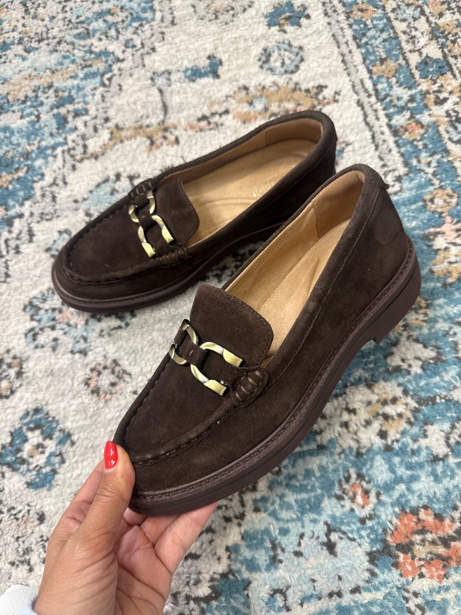 Easy spirit loafers
Workwear shoes 
Comfy loafers 
Chocolate brown shoes 
Run true to size

#LTKWorkwear #LTKOver40 #LTKgrwm