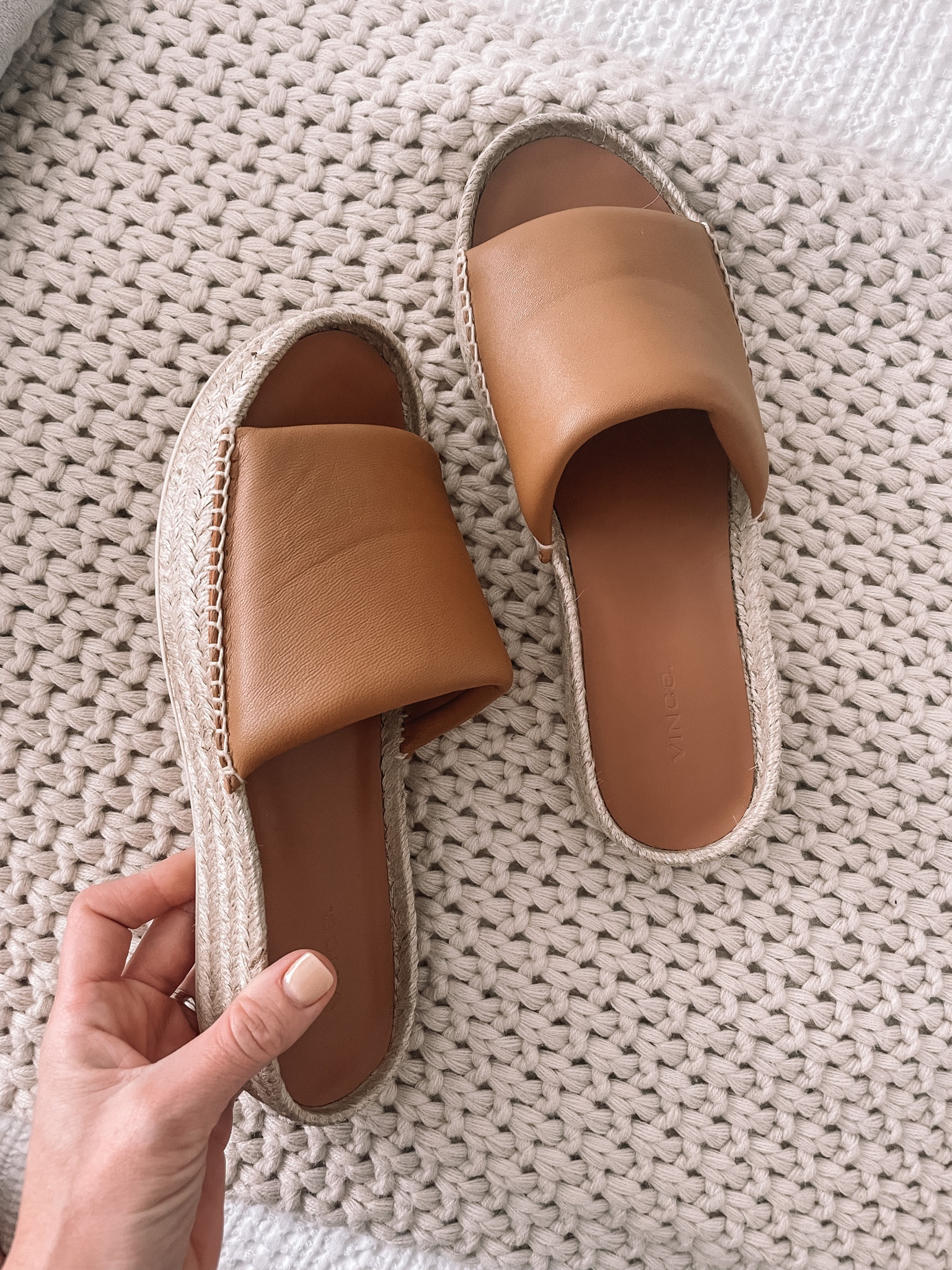 Vince aurelia leather store slides