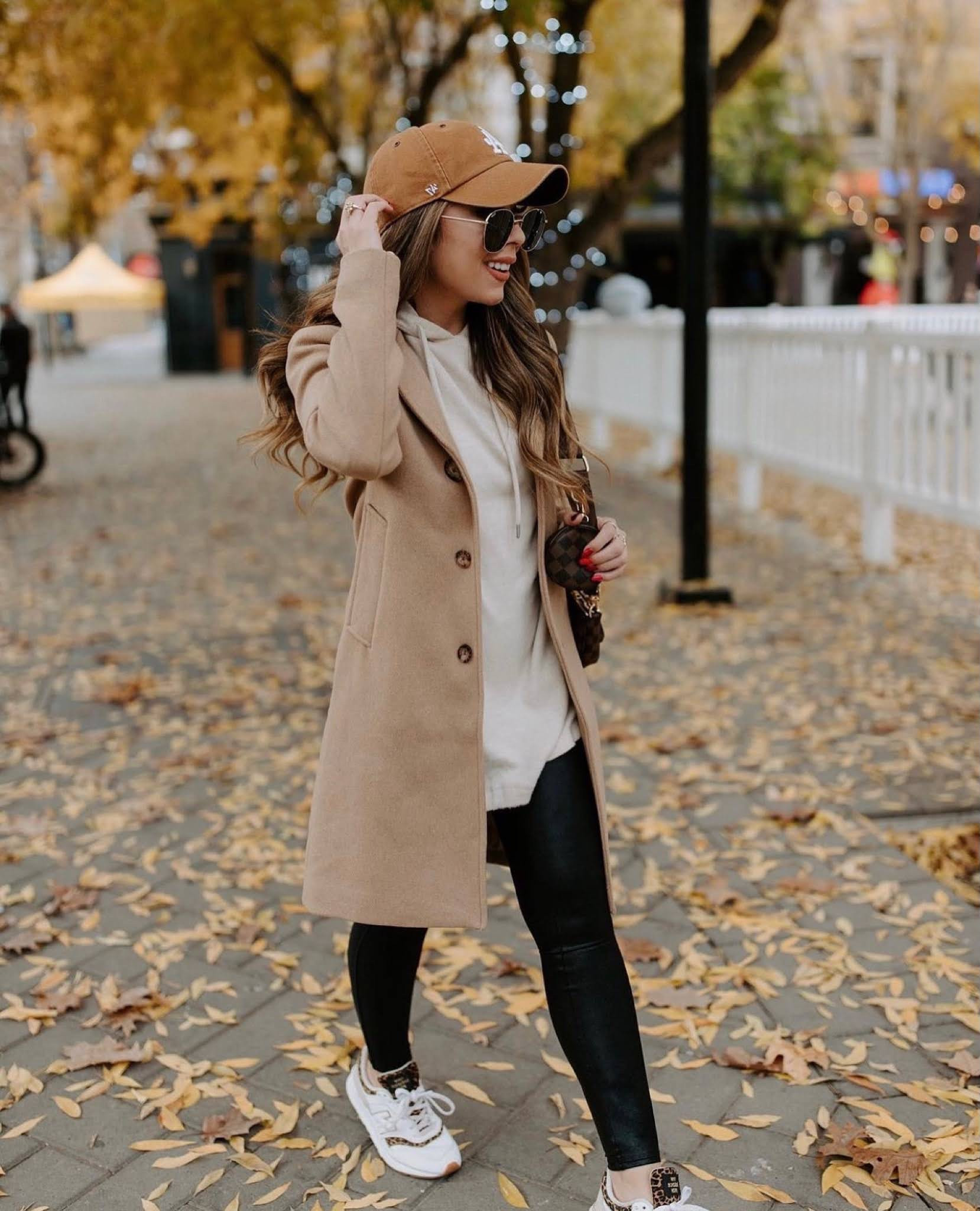 Wool-blend coat to keep you warm this winter! 

#LTKSeasonal #LTKsalealert #LTKGiftGuide