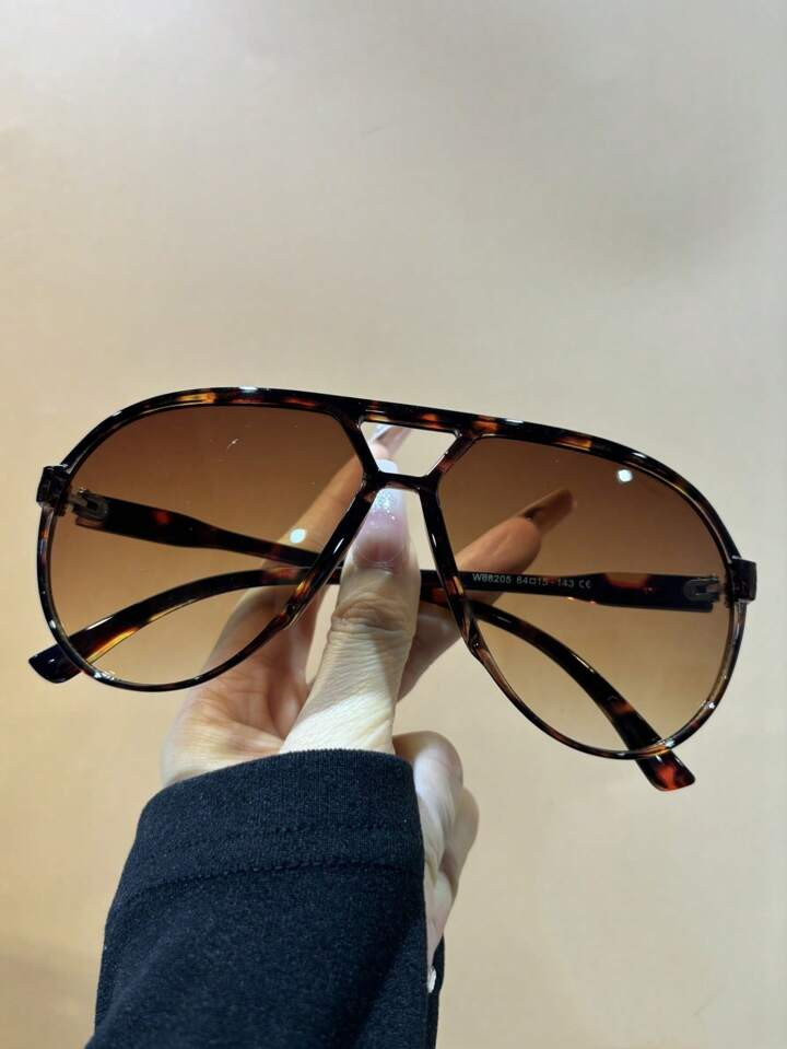 1pc Double-Bridge Big Frame Fashion Fashion Glasses Personalized Square Style Eyewear Beach Accessories For Women Glasses Shades Basics Fall Winter Women Outfits Clothes Business Casual Gifts For Summer Beach Vacation, Outdoor, Travel | SHEIN