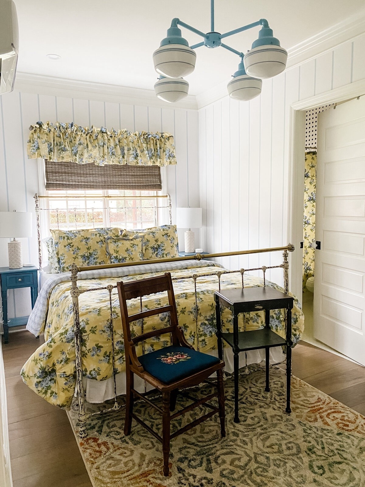 The Laura Villa! Visit mindenstays.com to book your stay here. 


Home, home decor, spring, spring home decor, spring home decor inspo, bedroom, spring bedroom decor, spring interior design



#LTKOver40 #LTKHome