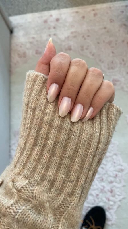 Before & after Glazed donut white nails 💅🏽  chisel 161 dip and white chrome

Winter white nails, winter white glazed donut nails, Hailey Beiber nails

#LTKSeasonal #LTKunder50 #LTKbeauty