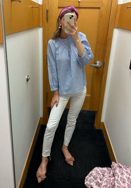 Such a sucker for a blue and white top! Wearing an XS 💙

#LTKSpringSale #LTKSeasonal #LTKstyletip