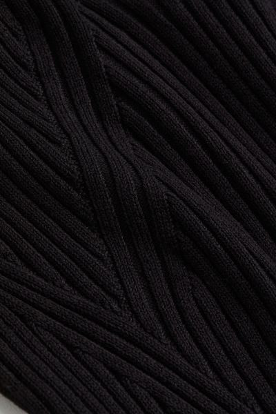 $64.99 | H&M (US + CA)