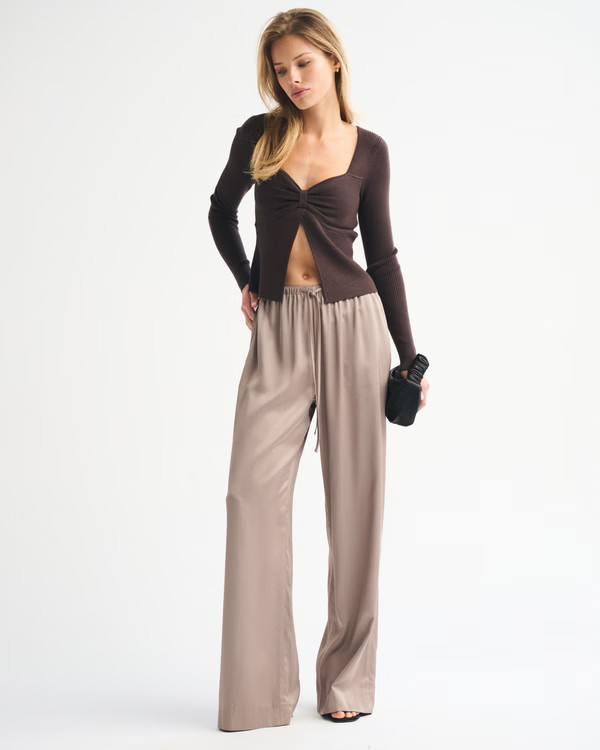 Bra-Free Twist Sweater | Abercrombie & Fitch (US)