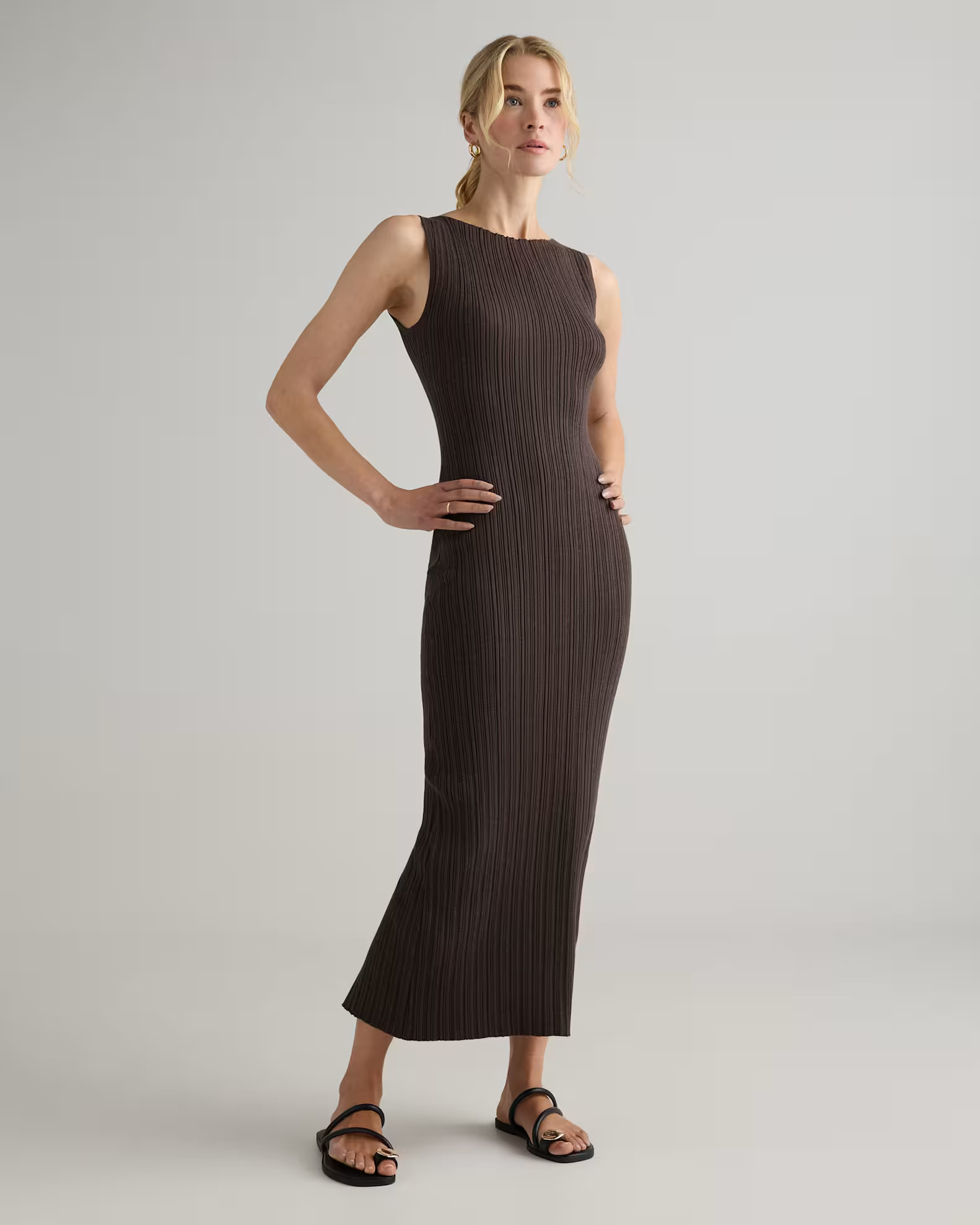 Cotton Cashmere Ribbed Sleeveless Midi Dress in Mocha Heather | Quince