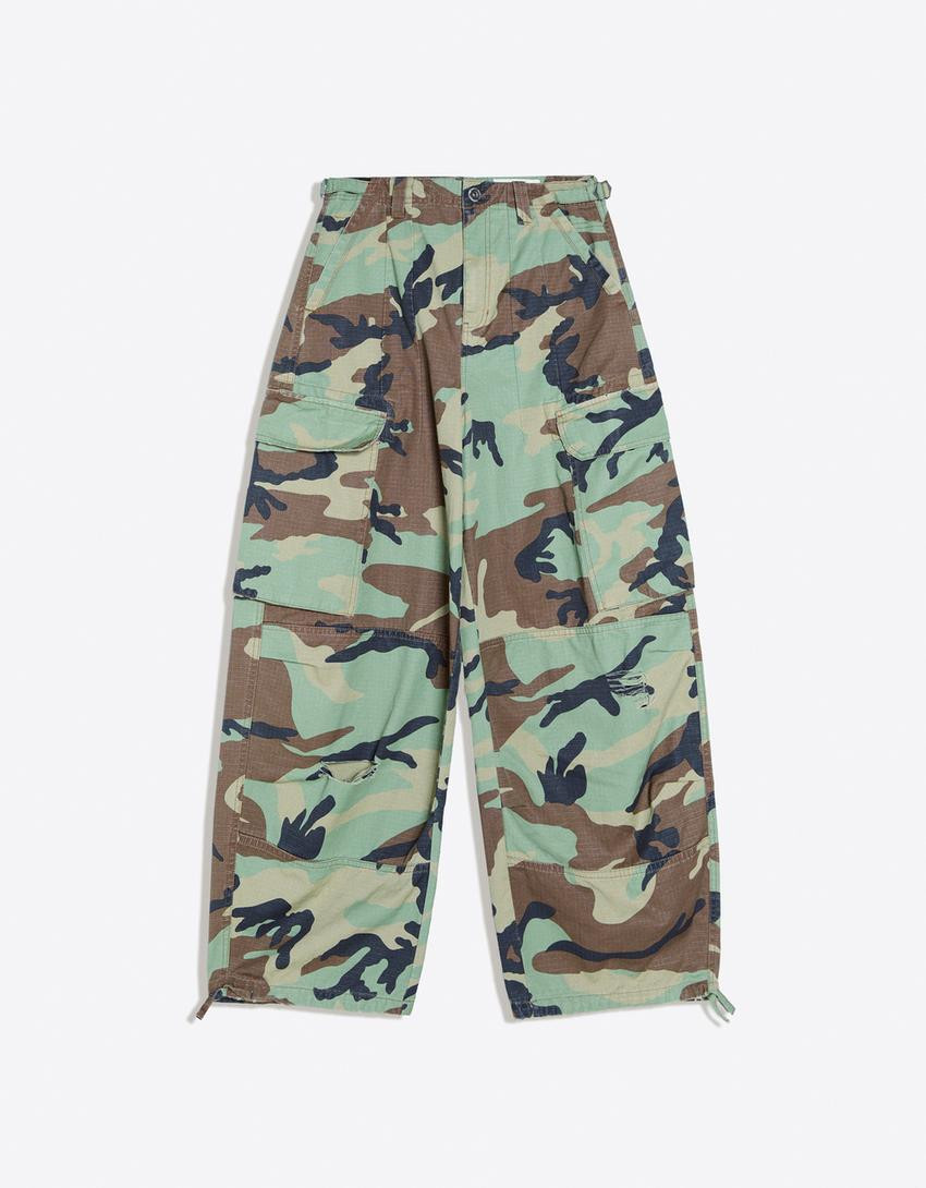 Cargo print trousers | Bershka UK