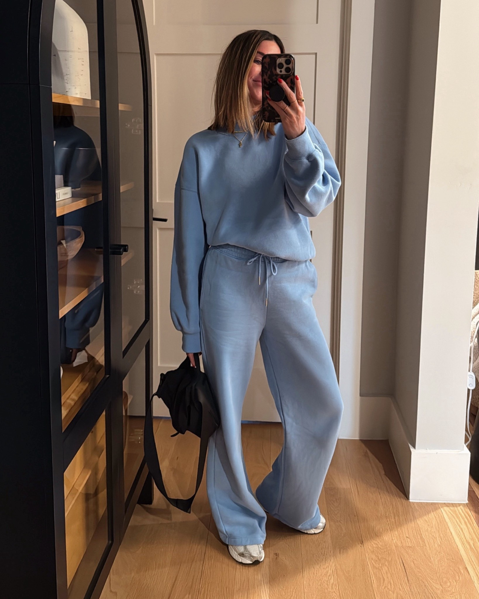 Code JENREED (ends tonight). Small top, xs in bottoms. So comfy!



#LTKgrwm #LTKootd #LTKmomlife