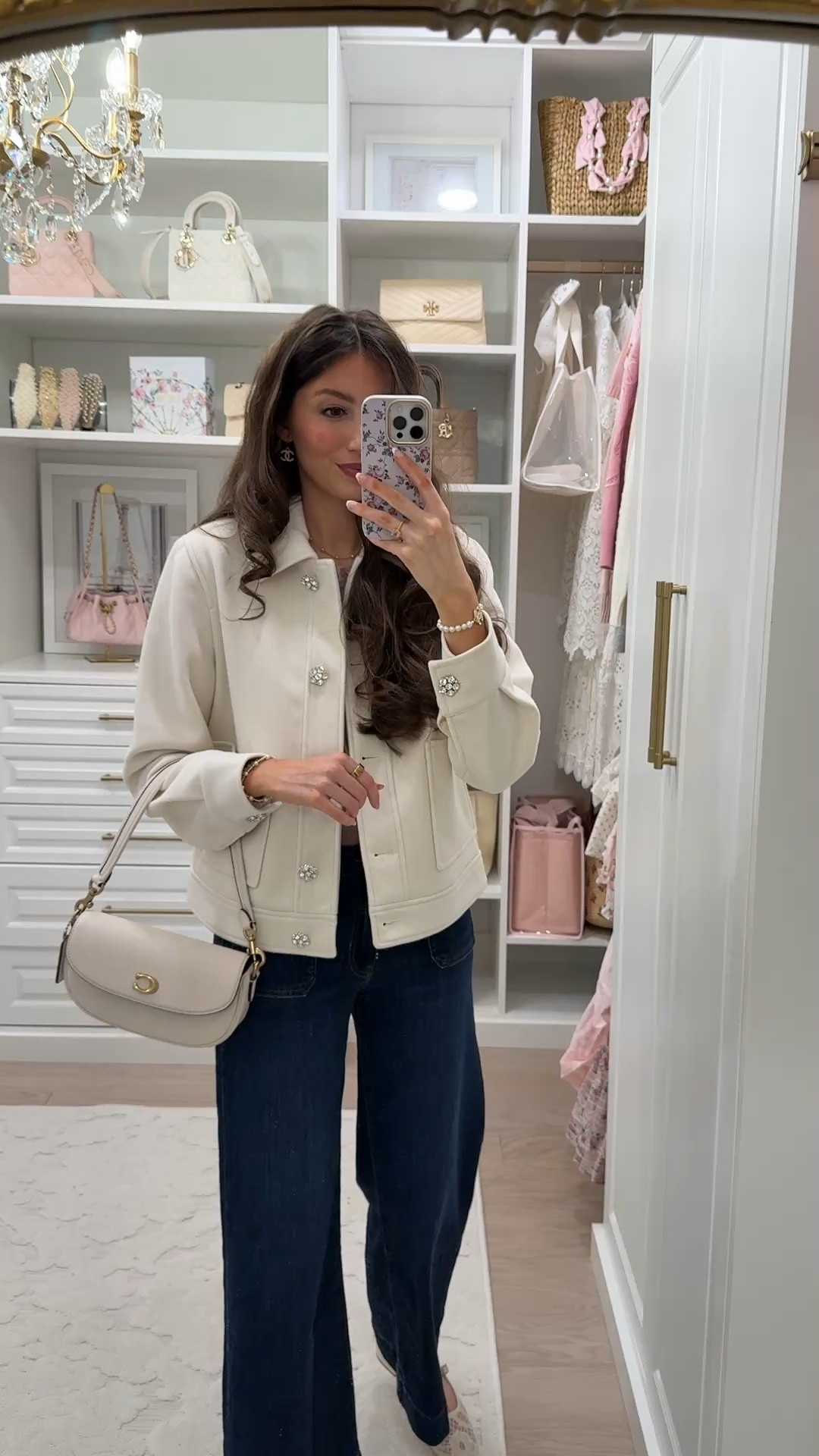 One of my favorite shoe finds from the Nordstrom Anniversary Sale 🤍 These are the kind of shoes you’ll reach for on repeat- comfortable, chic, and easy to style with everything from jeans and dresses to workwear and fall outfits. If you’re shopping the sale, this pair is absolutely worth grabbing before sizes start selling out! They fit TTS. 

✨ Nordstrom Anniversary Sale • NSale 2026 • Nordstrom shoe sale • fall shoes • comfortable shoes • wardrobe essentials • capsule wardrobe • everyday style • best Nordstrom finds • sale favorites • fall fashion

#LTKSaleAlert #LTKSeasonal #LTKootd