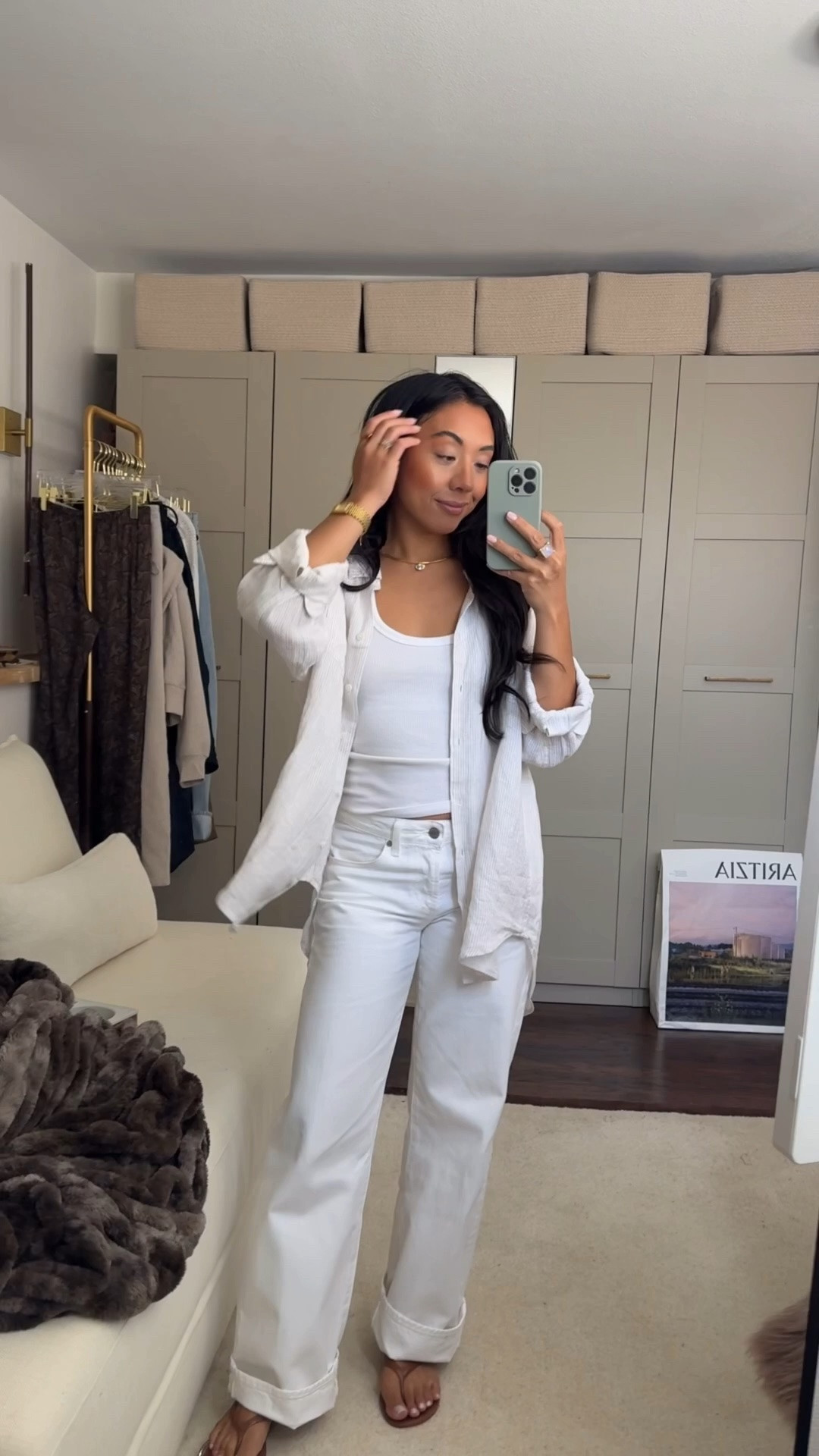 Aritzia’s Private Summer Sale is live so sharing some of my favorite sale picks! Existing customers can get 20%-50% off sitewide through Sunday 6/14. 

Wearing size 26 jeans, S tank & S linen top @Aritzia #Ad #AritziaPartner #PaidLink

#LTKootd #LTKgrwm #LTKSaleAlert