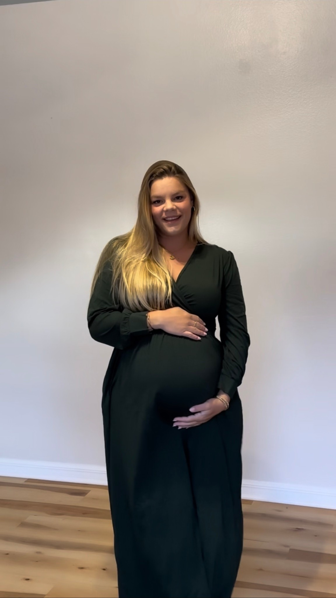 AGAIN elegant meets comfortability. Absolutely love the wrist on this dress and the stretchy V-neck for breast feeding   

#LTKSeasonal #LTKBump #LTKKids