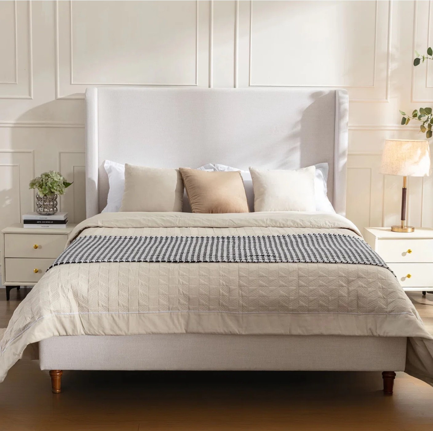 Gorgeous bed for a gorgeous girlie! 