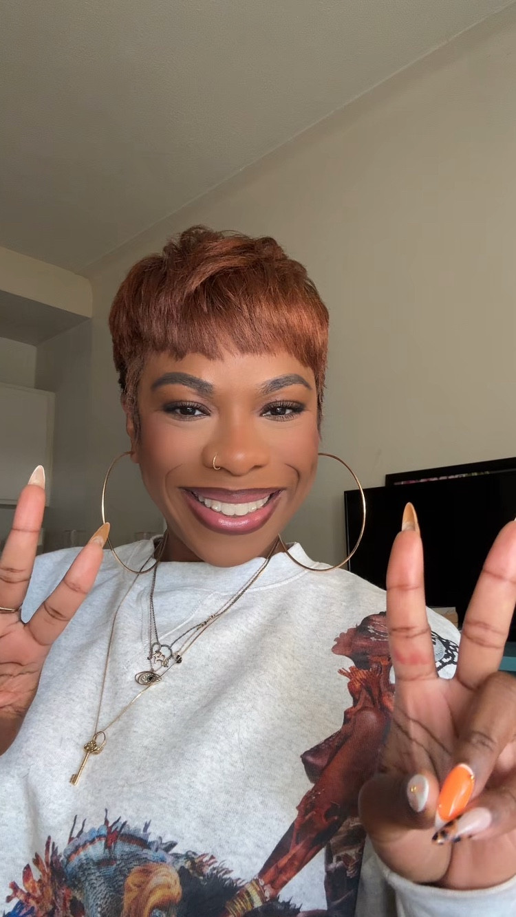 By request: a brief tutorial on how I do my “nude” lip combo. Just realized I said the lipstick was by charlotte Tilbury. It’s actually by Anastasia Beverly Hills  

#LTKBeauty