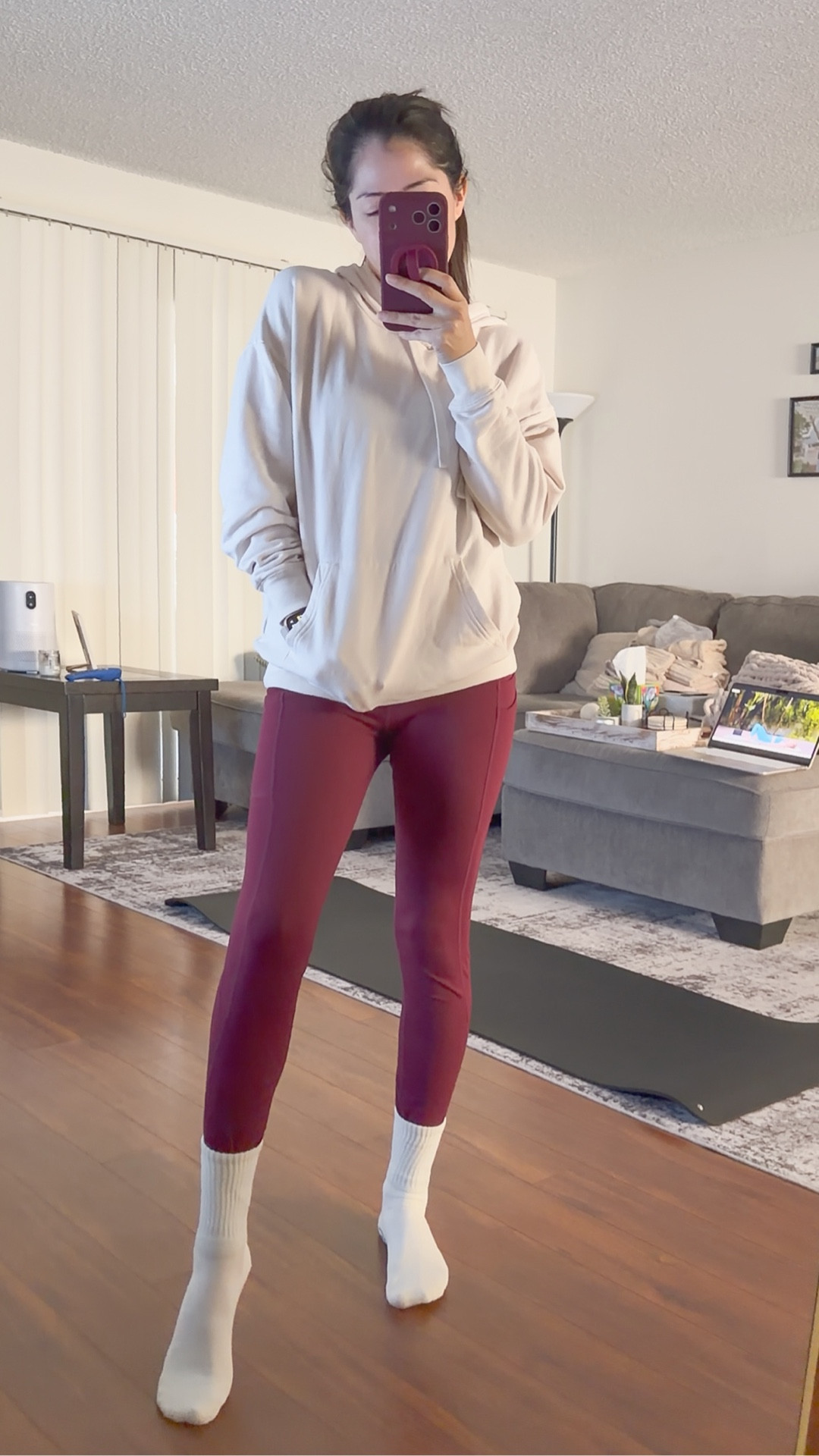 Busy morning but still managed to get some yoga in. Definitely looking forward to get back to Pilates as well.

Love these Baleaf leggings. They keep me nice and warm on these cold winter mornings.


#LTKootd #LTKdayinmylife #LTKmorningroutine