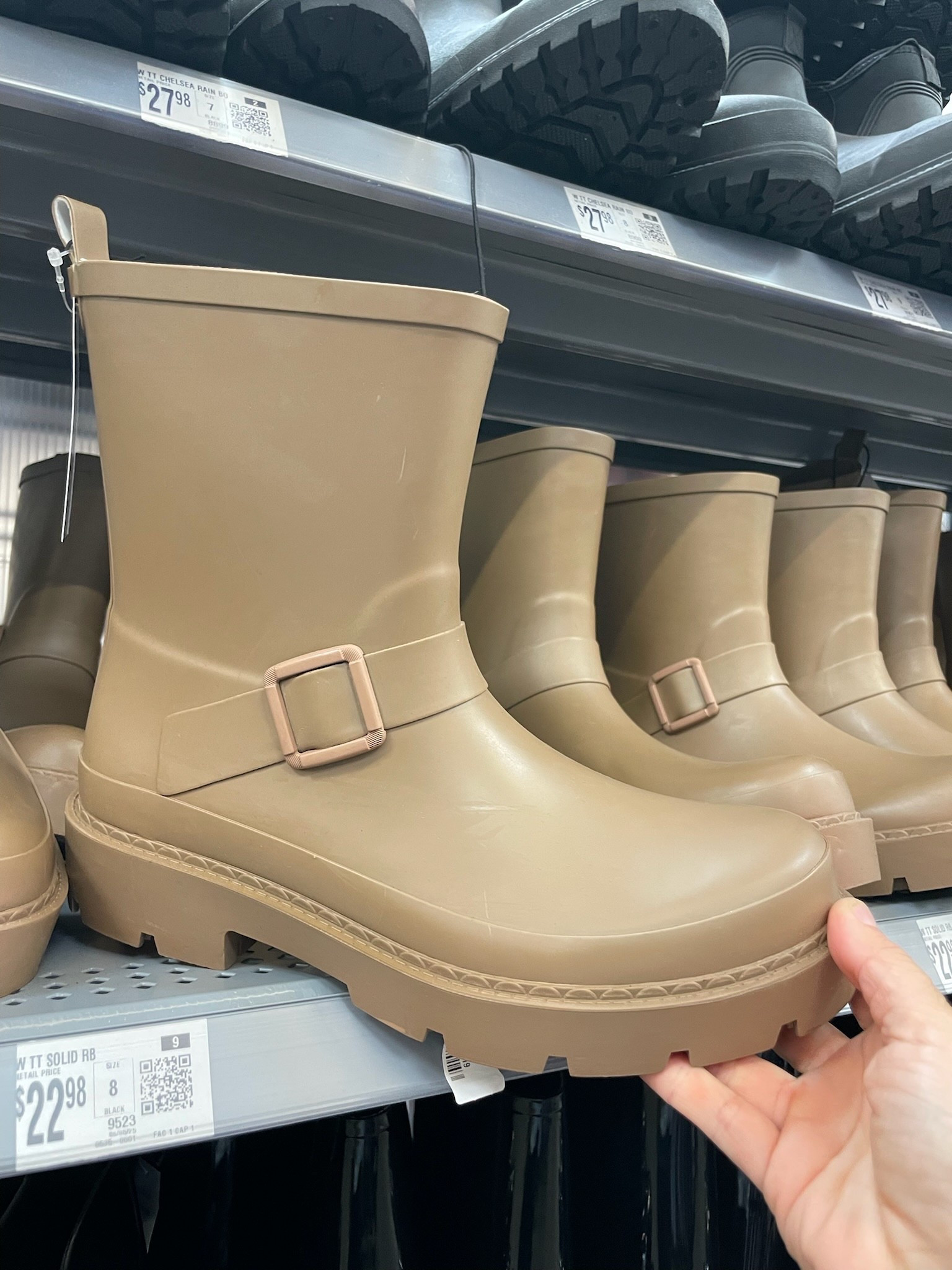 Cute everyday shoes! Great options for teachers for back to school. Sneakers and flats look so cute with dresses. All from Walmart!

Shop dandy, Walmart fashion, shoes, sneakers, back to school, teacher outfit

#LTKShoeCrush #LTKFindsUnder50 #LTKStyleTip