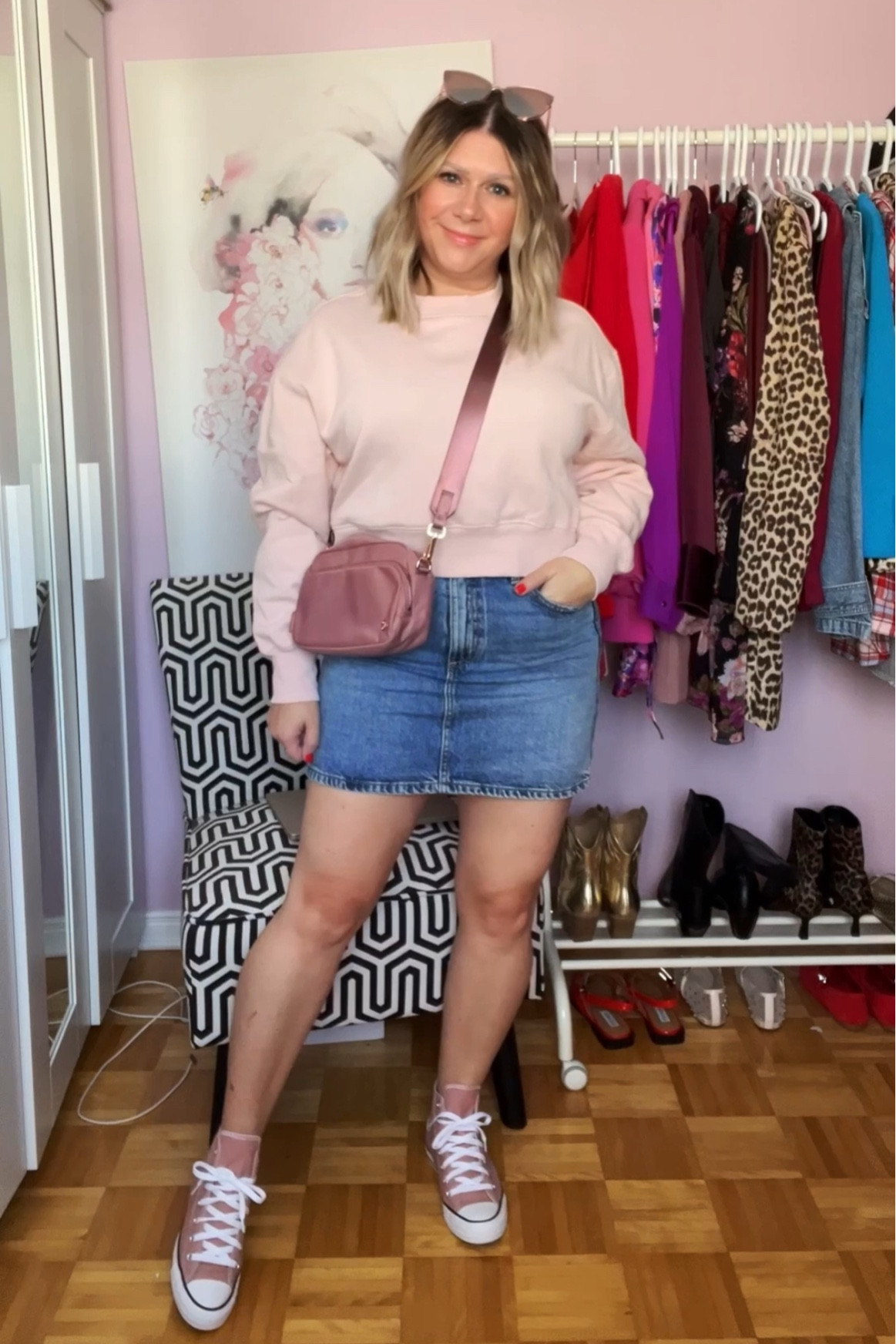 denim mini skirt medium, sweatshirt medium, converse 7