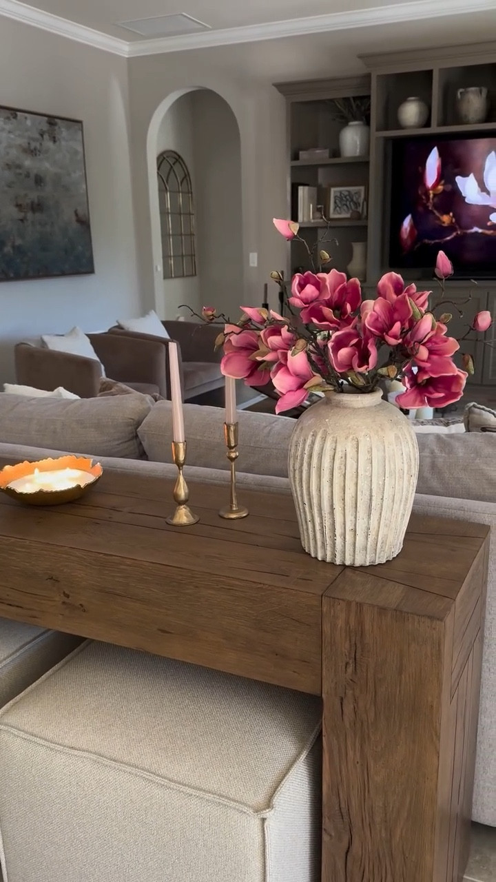 Back in stock! These magnolias were so popular. The color is so gorgeous!

#LTKFindsUnder50 #LTKWatchNow #LTKHome