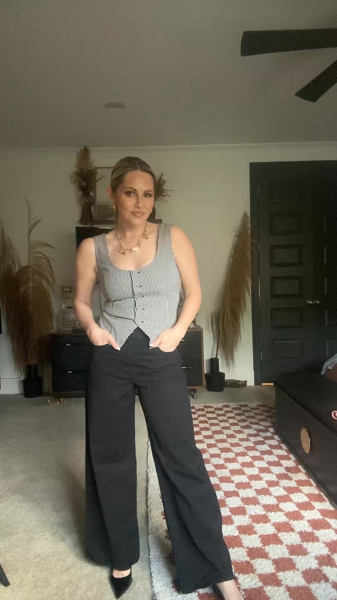 Another perfect work outfit for all the ladies 🖤 Gibsonlook is the perfect place for all of your fashionable, chic looks in and out of the workplace 🙌🏻 @Gibsonlook 

#gibsonlook #workoutfits #workwear #workstyle

#LTKWorkwear #LTKOver40 #LTKootd