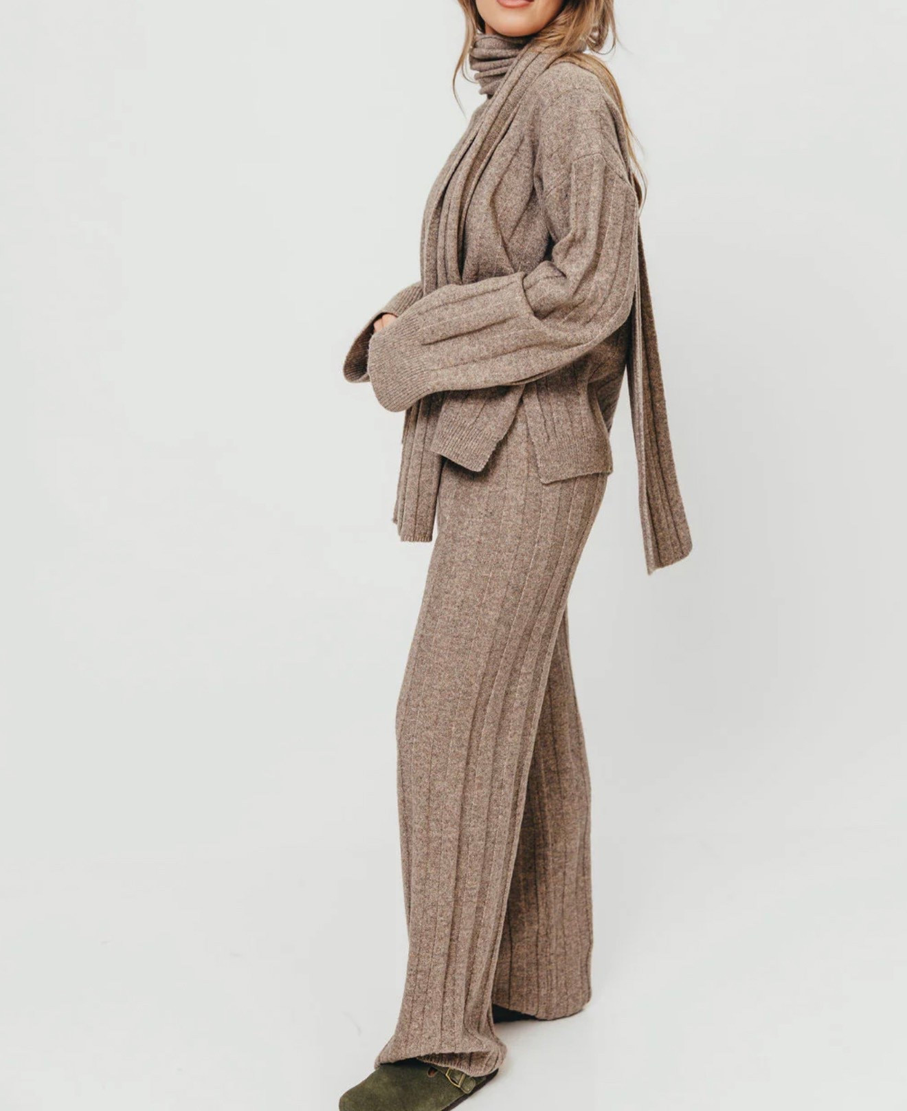 The coziest set!!

#LTKHoliday #LTKGiftGuide #LTKSaleAlert