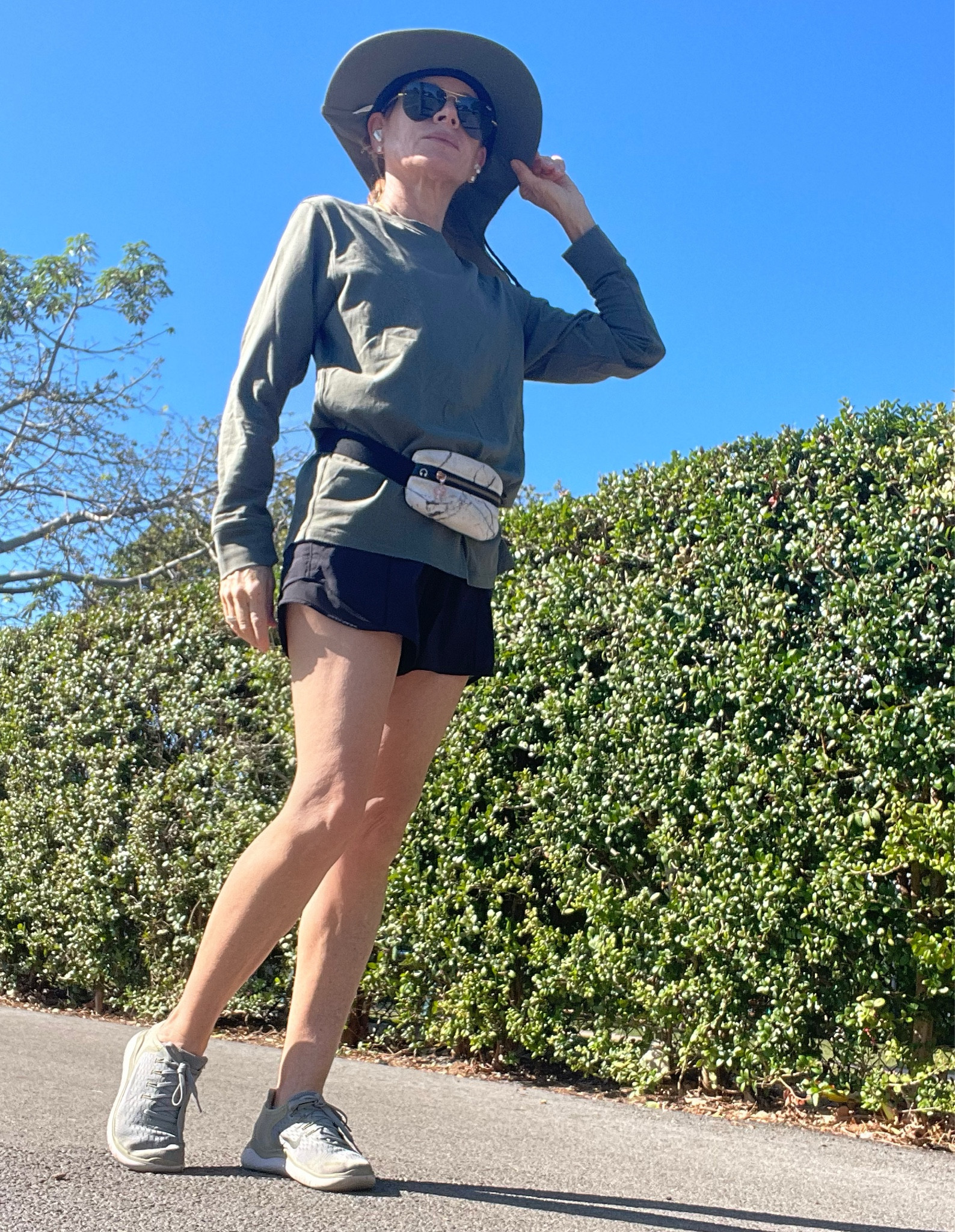 Daily walk in style.
#LTKdailymovement #LTKexsercise

#LTKcurves #LTKstyletip #LTKitbag