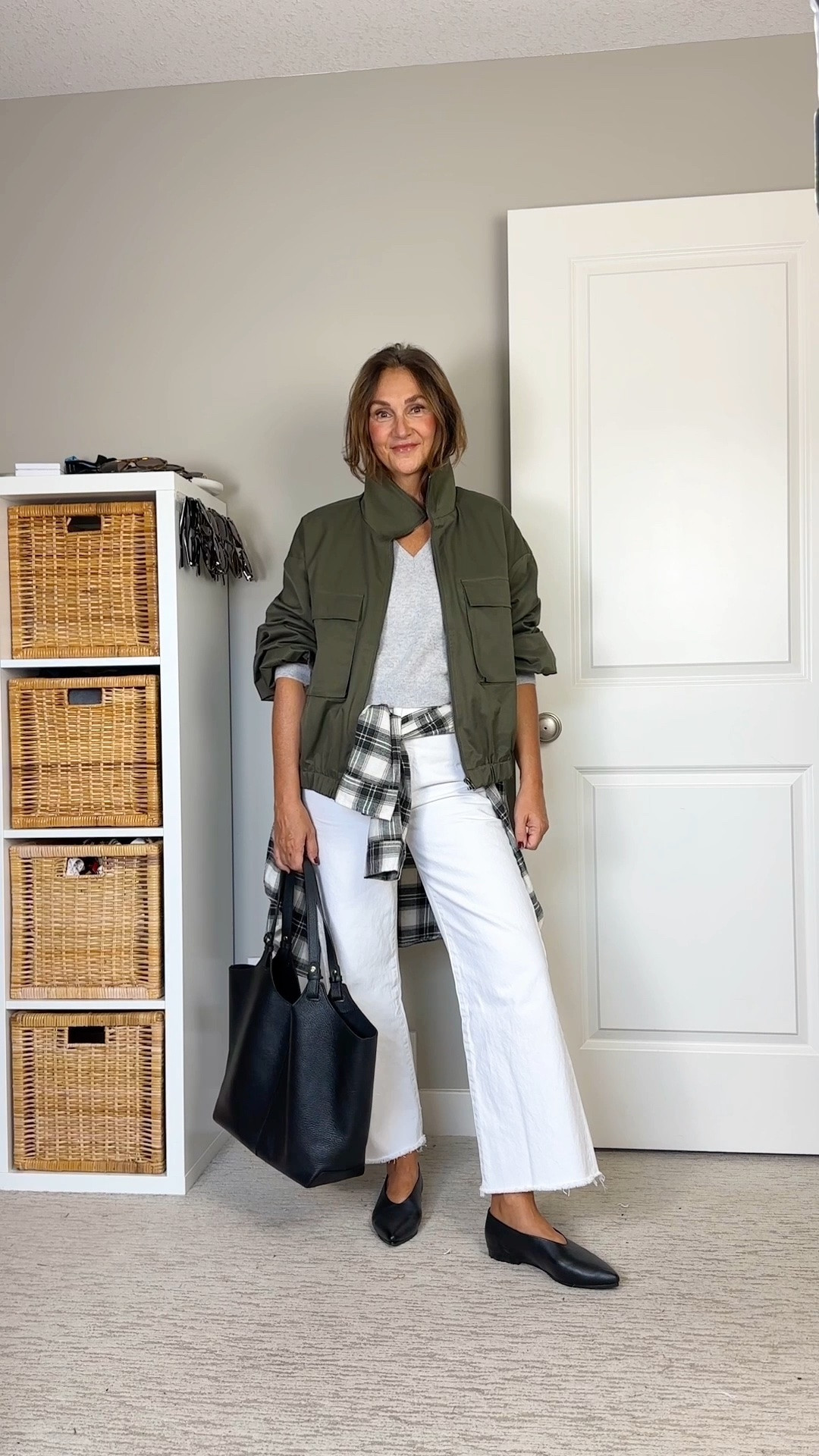 October outfit, yes we’re still wearing white after Labour day! I’m 5’ 7” wearing my usual size S in the cashmere sweater and plaid shirt, sized up to L in the jacket cause I wanted an oversized fit, it’s a bit too big, I should have gotten a M. My pointy high vamp ballet flats are pricy but amazing quality and so comfortable, use code CBSTYLED-25 for $25 off $200 or more. Can also be used on my bag, the loafers I also considered for this outfit or anything at Poppy Barley. My jeans are old but I linked similar.