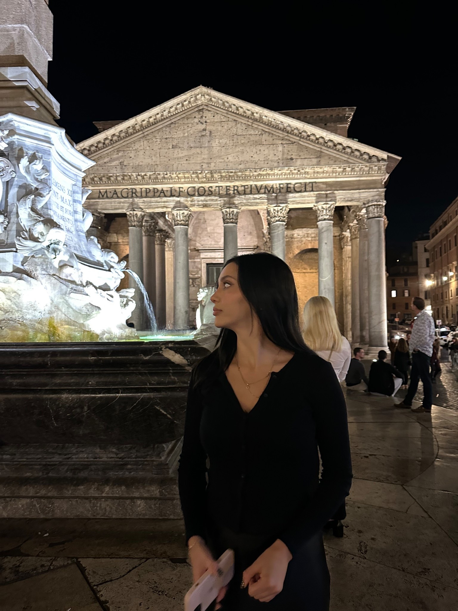 Black maxi satin skirt & Osoi black Toni leather mini bag - Rome autumn outfit

#LTKSeasonal #LTKStyleTip #LTKFindsUnder50