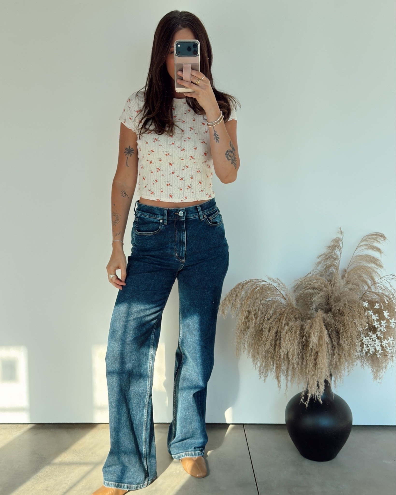 Wearing the 28” jeans and small tee

#LTKOver40 #LTKSeasonal #LTKootd