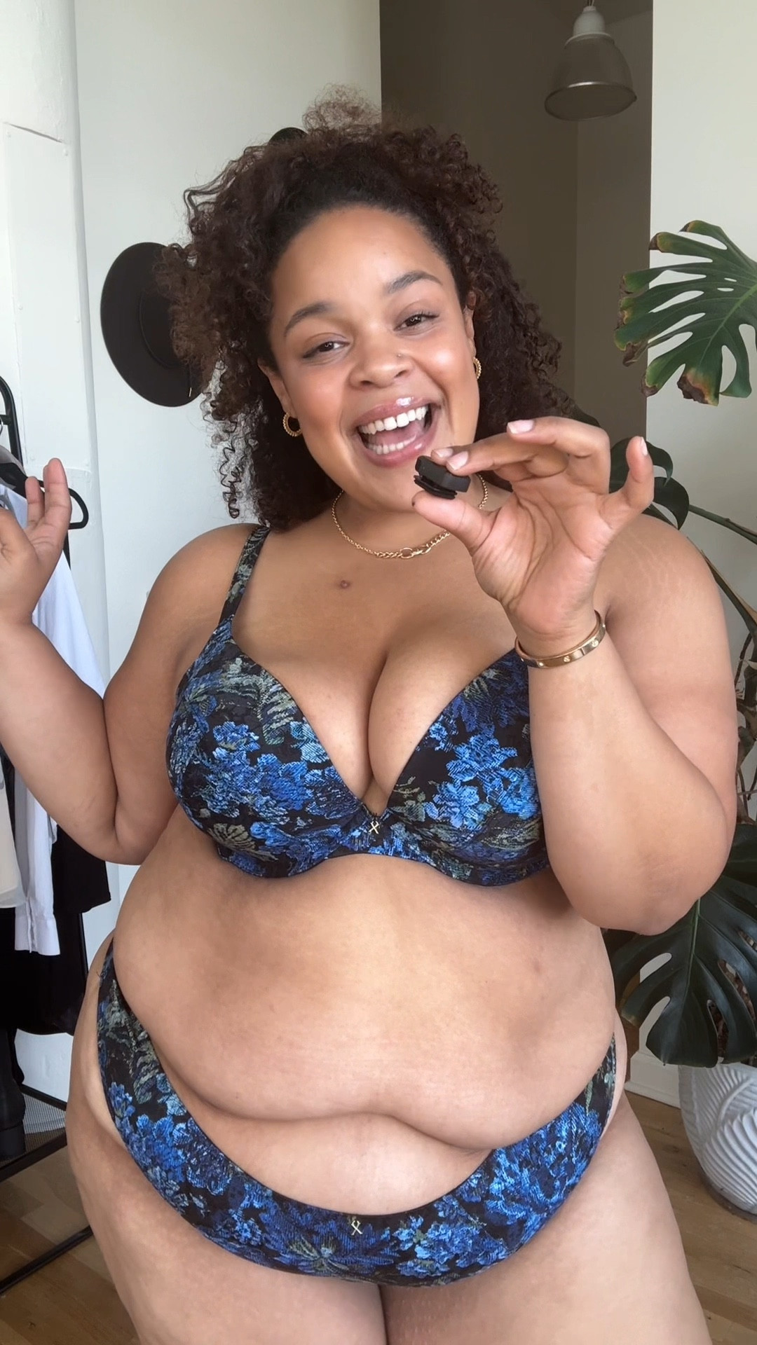 GOOD MORNINGGG ☀️😏 I’m here to disrupt your morning coffee and interrupt your peace! ☕️😌 @savagexfenty An apron belly, lots of a$$, and lots of goodness 🧁 WEAR WHATEVER YOU WANT GIRL!!!! 💋 #savagexambassador 

#plussizestyle #curves #belly #bra #body #apronbelly #savagexfenty #savage #body #ootd #outfitinspiration #plussize #giftguide 

#LTKStyleTip #LTKPlusSize #LTKBeauty