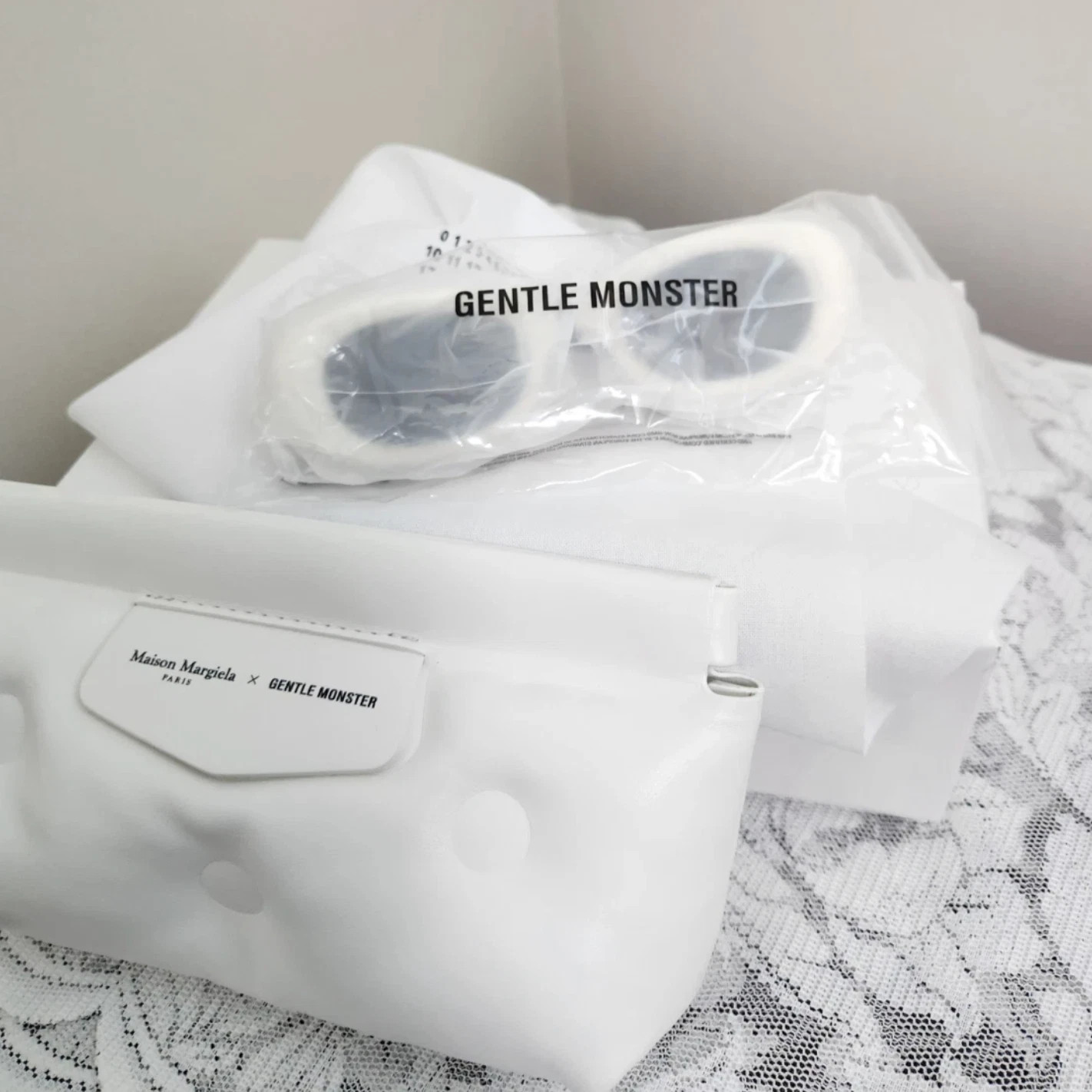Gentle Monster x Maison Margiela MM004 White Black / FEDEX | eBay US