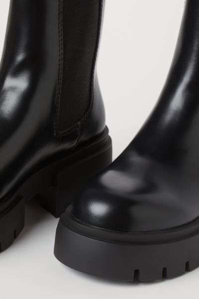 Platform Chelsea boots | H&M (UK, MY, IN, SG, PH, TW, HK)