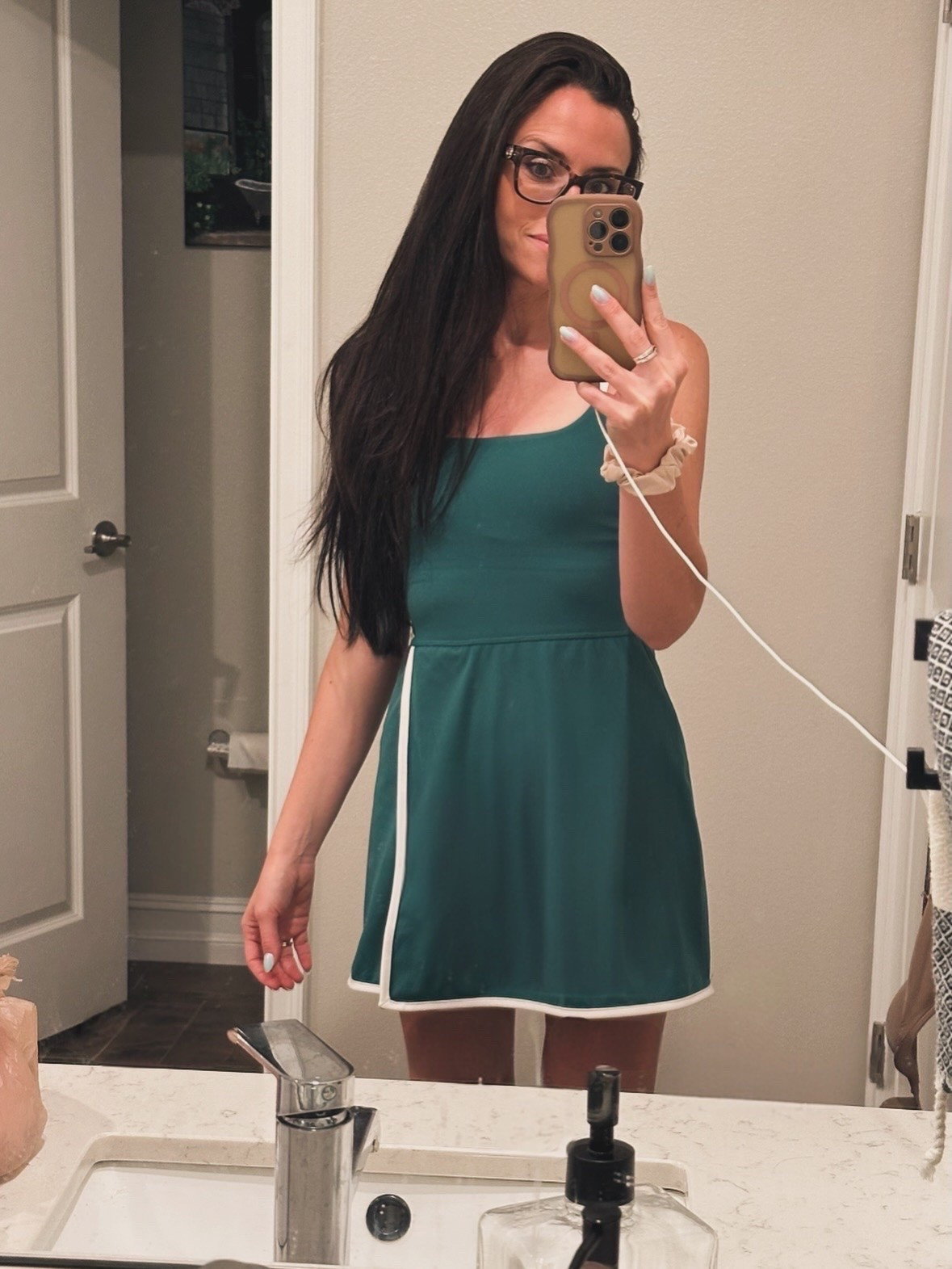 I wear this in repeat in the summer !! Bought Last year @Target

#LTKdayinmylife #LTKootd #LTKgrwm