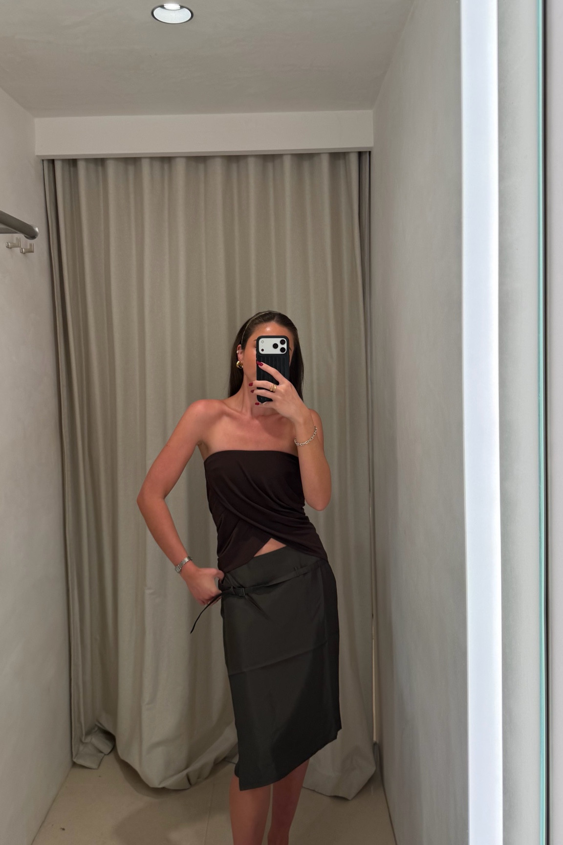 Wearing an XS top and skirt

#LTKspring #LTKaustralia #LTKsummer
