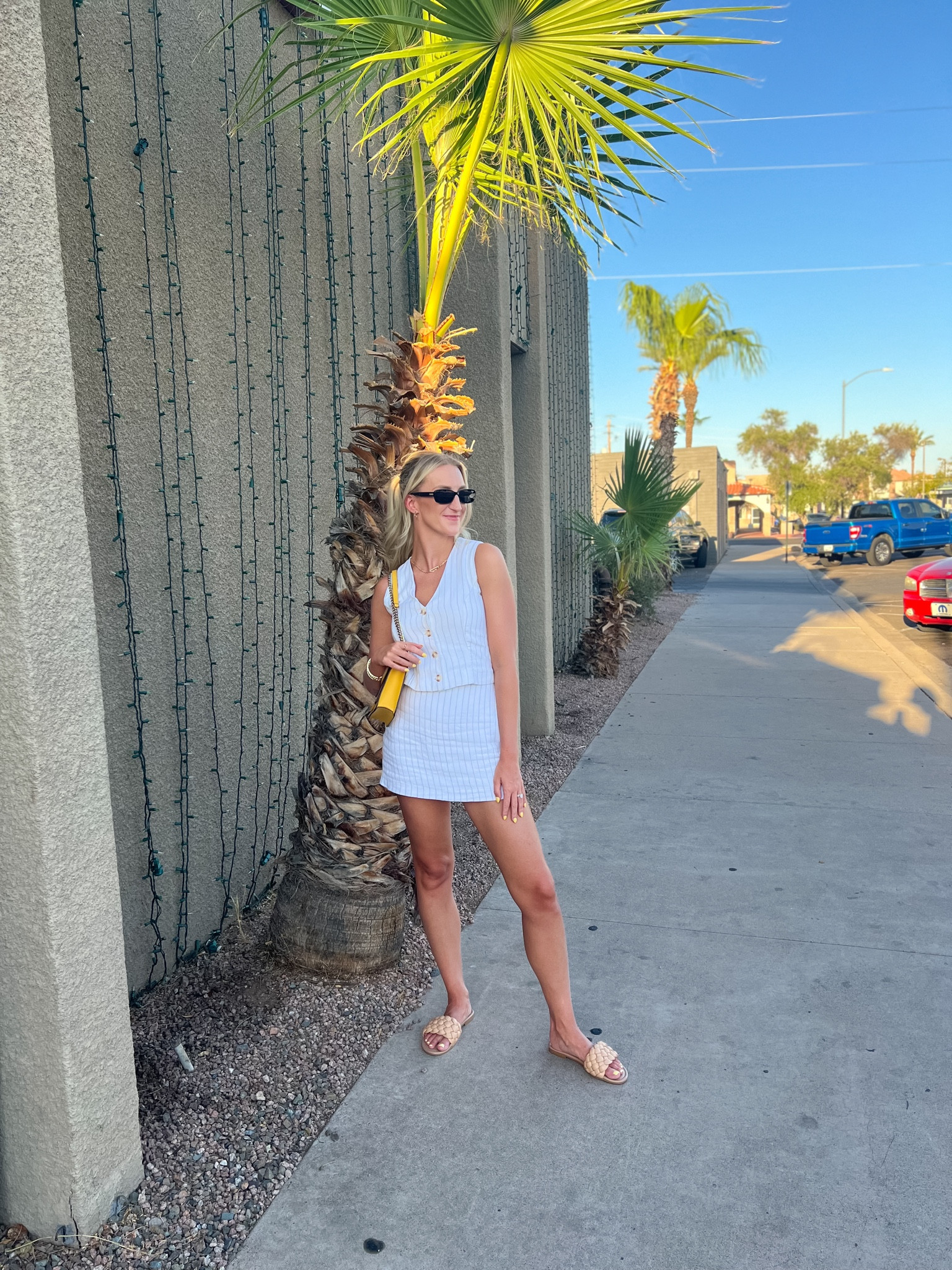 AZ afternoon out outfit! This set felt a little more TTS than usual for Abercrombie.

Size: xs 

#LTKSeasonal #LTKTravel #LTKStyleTip