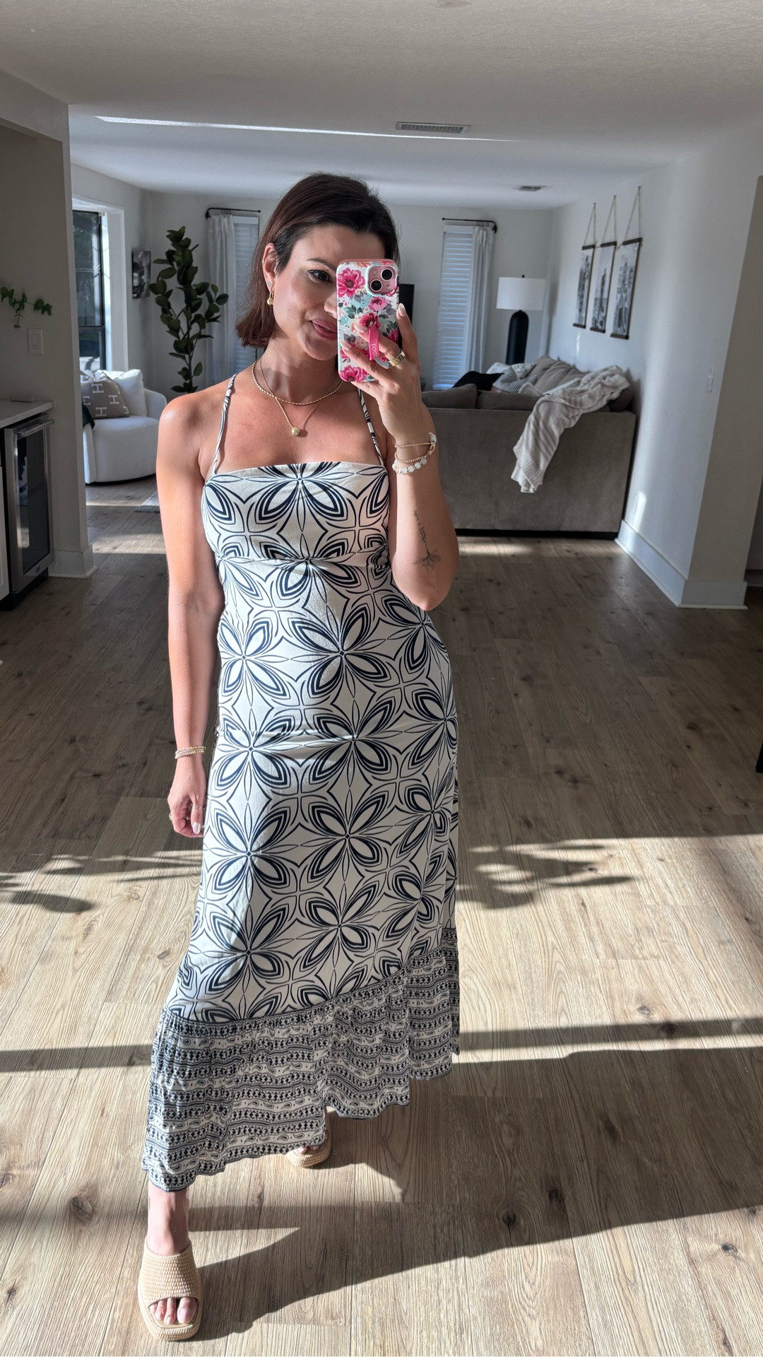 Easy throw-on-and-go dress ✔️
Flattering, lightweight, and perfect for anything from errands to dinner just add sandals and go.

Perfect for a beach wedding! Open back details!

@Target #targetpartner #target

#LTKdayinmylife #LTKgrwm #LTKootd